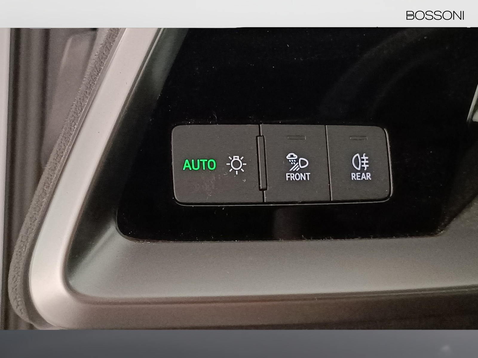 6 - Audi A3 sportback 30 2.0 tdi business advanced