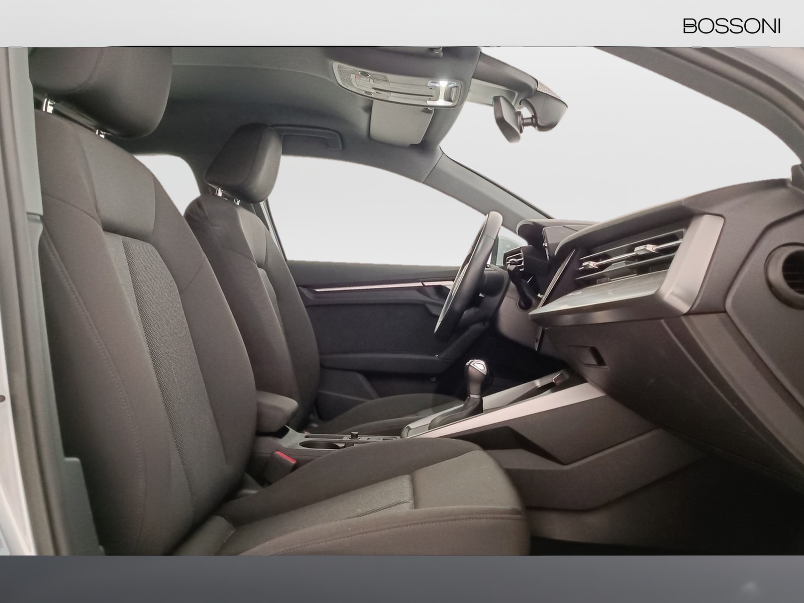 8 - Audi A3 sportback 30 2.0 tdi business advanced