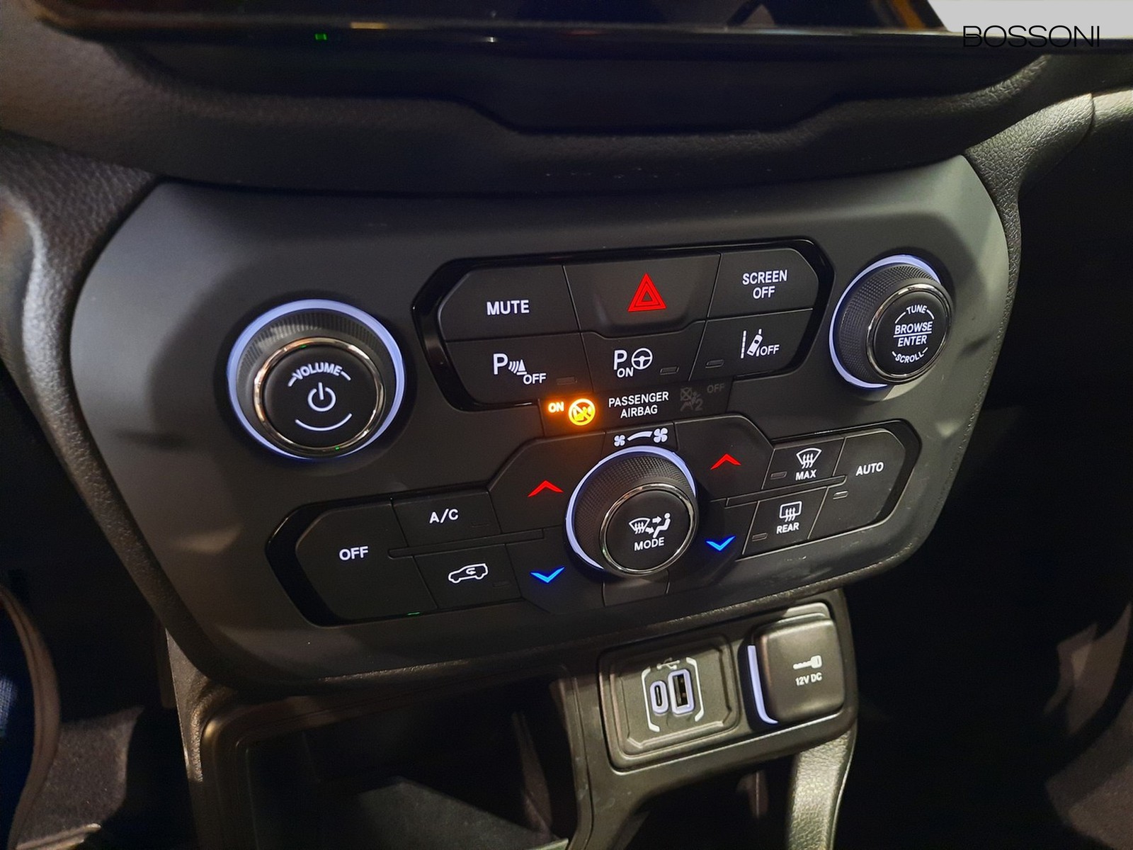 12 - Jeep Renegade 1.5 turbo t4 mhev altitude 2wd dct