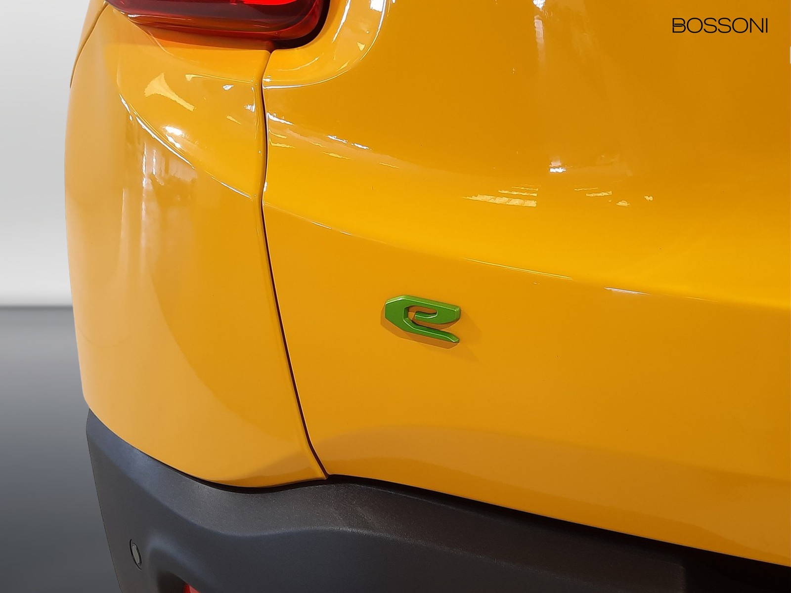 28 - Jeep Renegade 1.5 turbo t4 mhev altitude 2wd dct