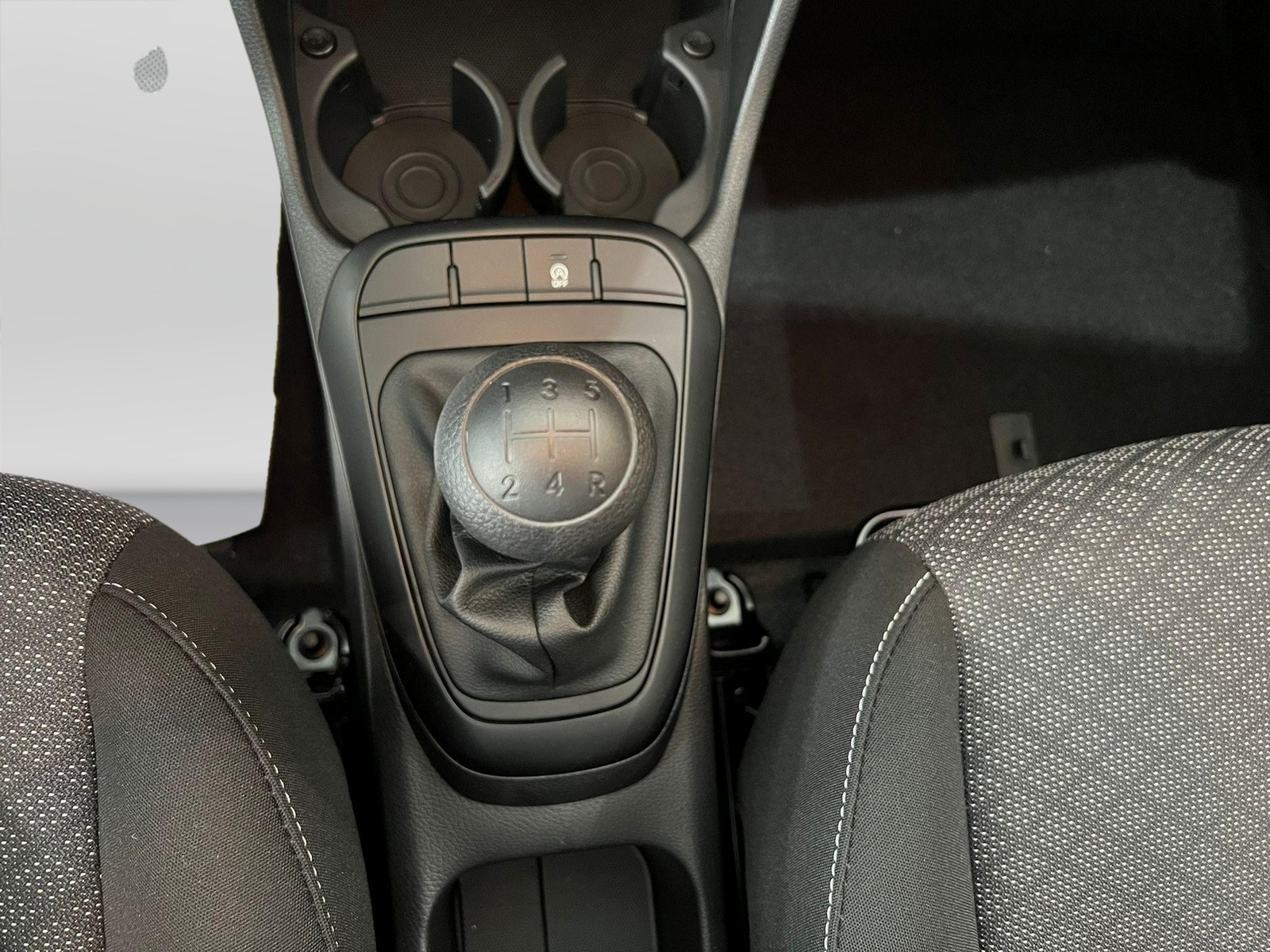 15 - Kia Picanto 1.0 gdi urban