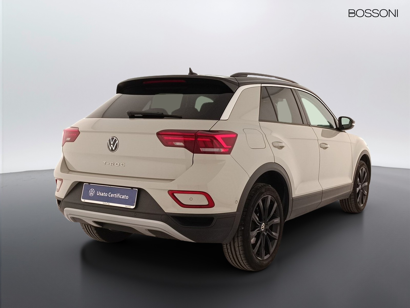4 - Volkswagen T-Roc 1.5 tsi act sport dsg