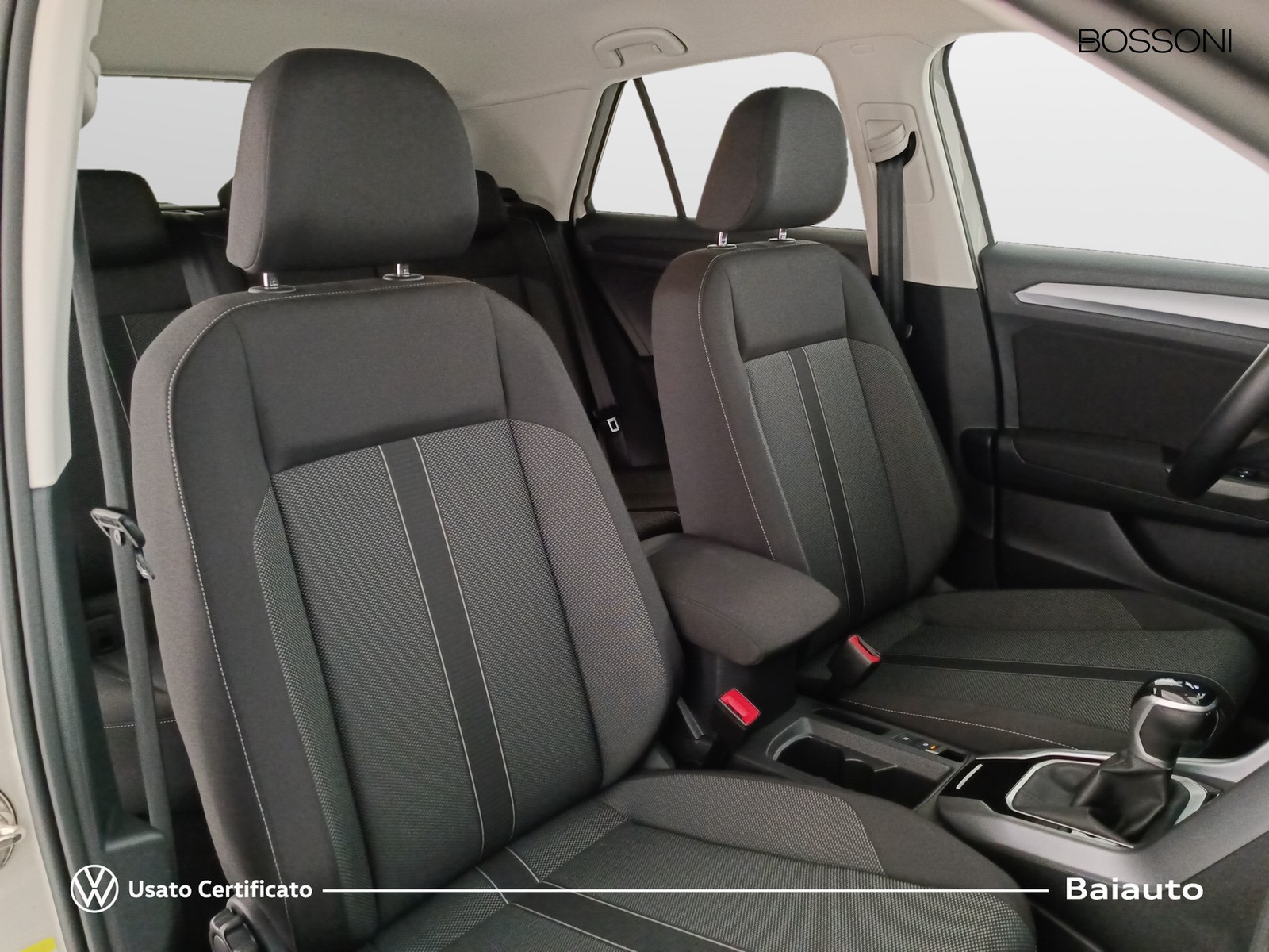 20 - Volkswagen T-Roc 1.5 tsi act sport dsg