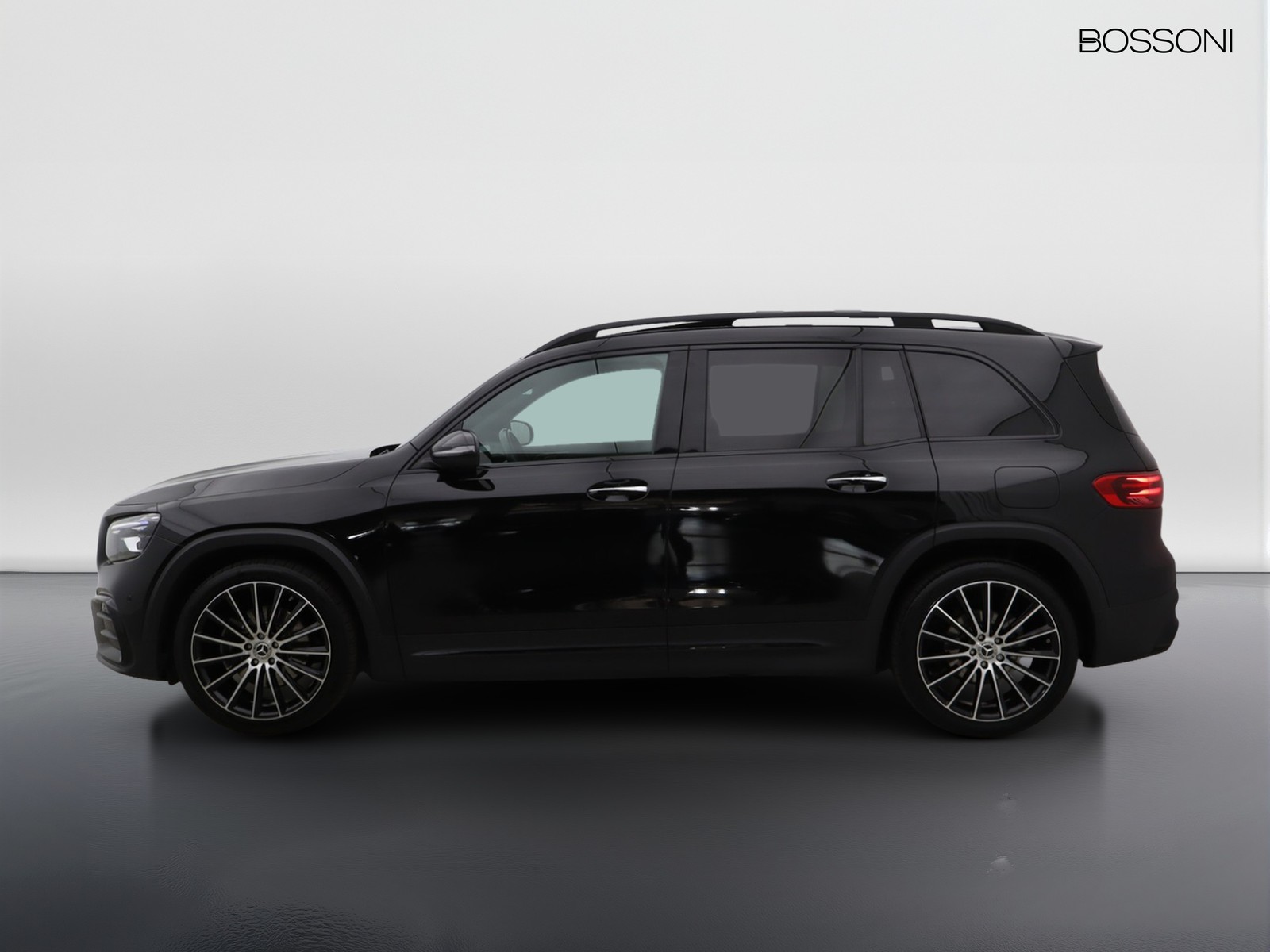 3 - Mercedes GLB 200 d amg line premium 4matic 8g-dct