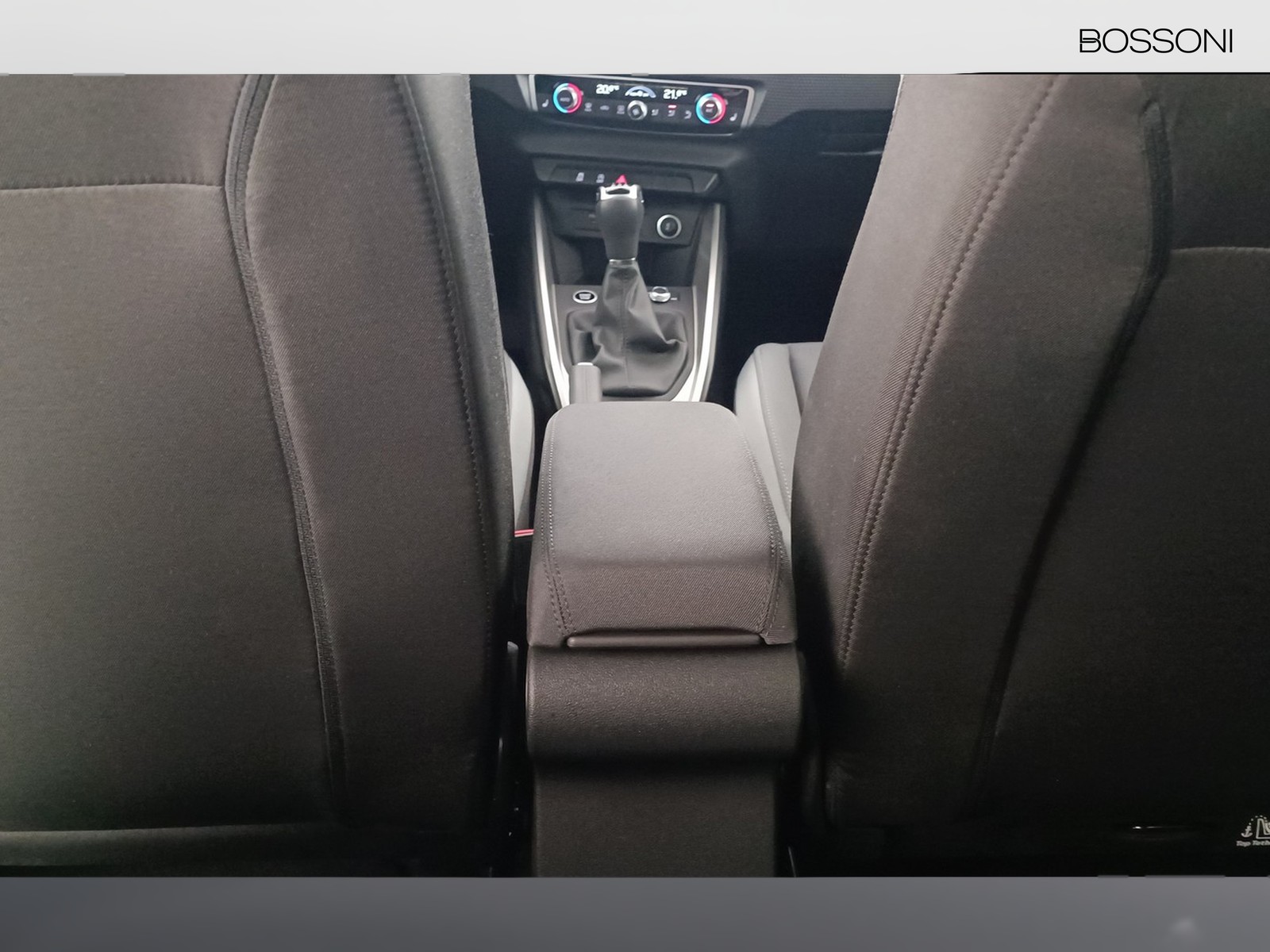 24 - Audi A1 sportback 30 1.0 tfsi 116cv business