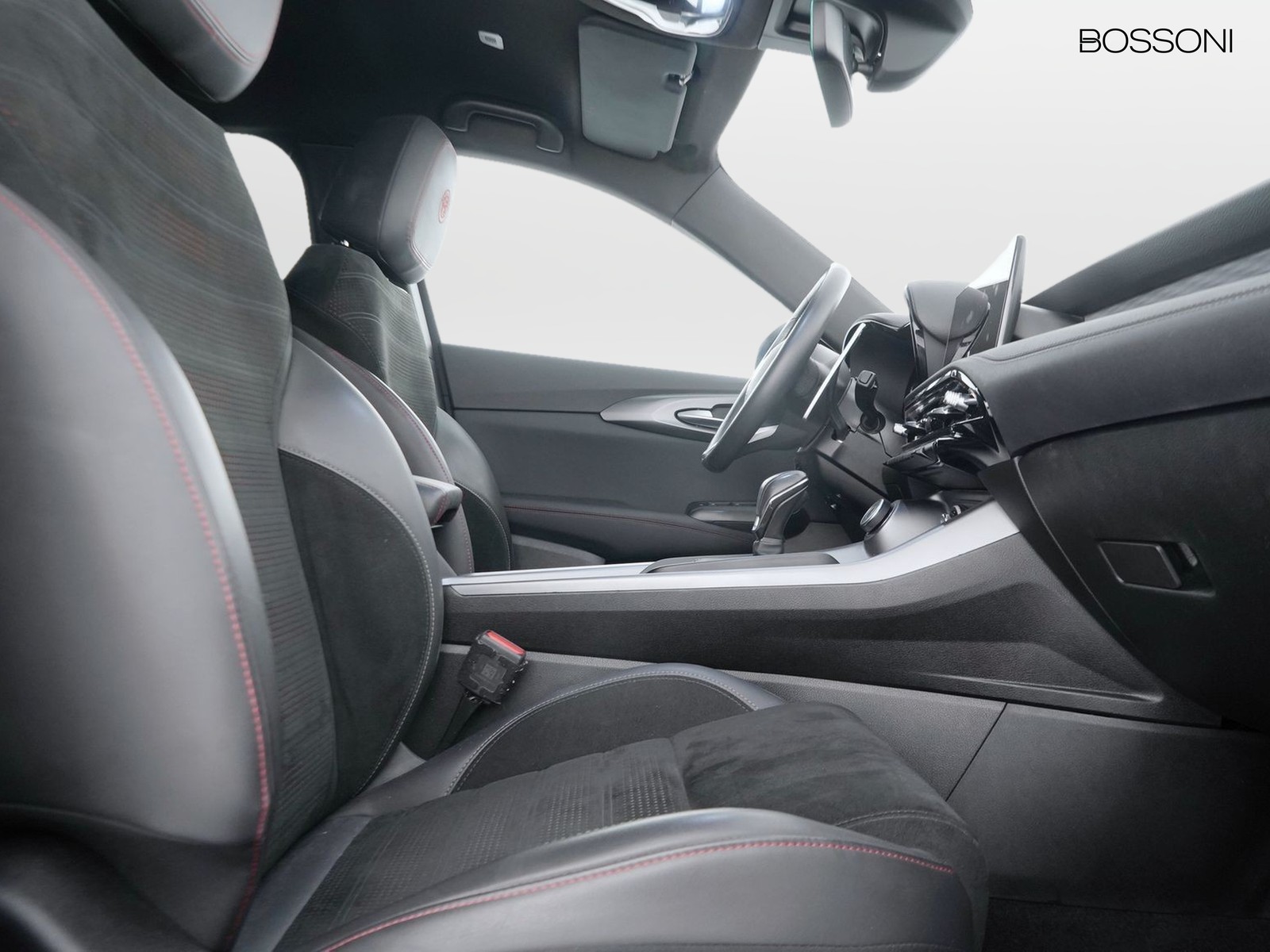 8 - Alfa Romeo Tonale 1.5 hybrid 130cv speciale tct7