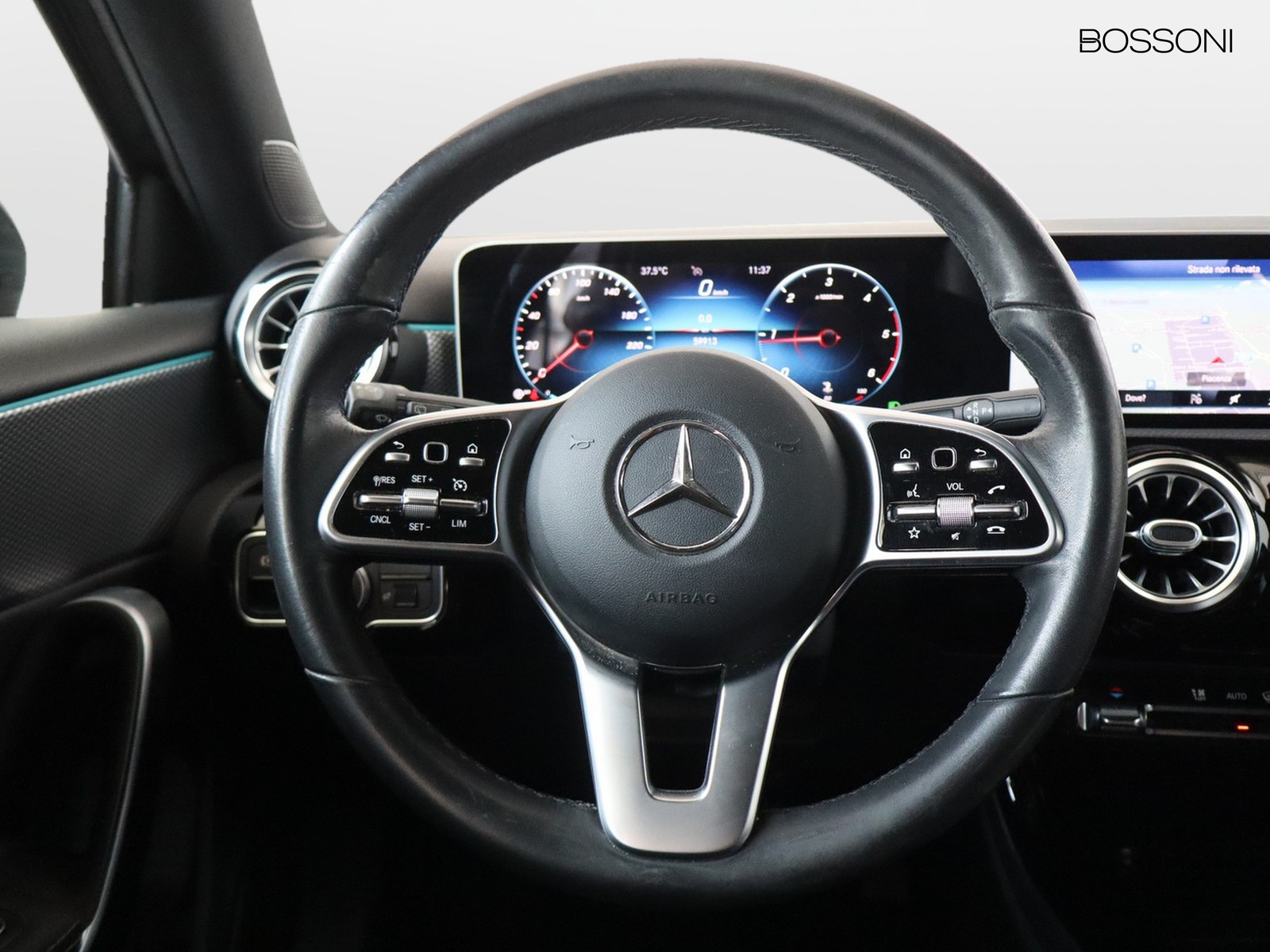 16 - Mercedes Classe A 180 d sport 7g-dct