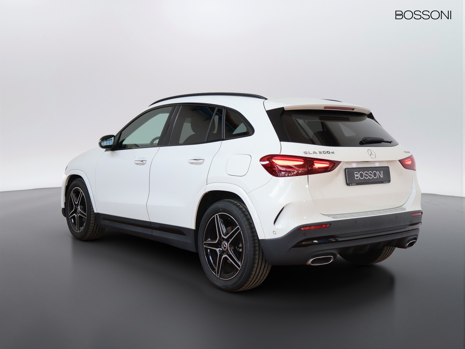 5 - Mercedes GLA 200 d amg line advanced plus 4matic 8g-dct