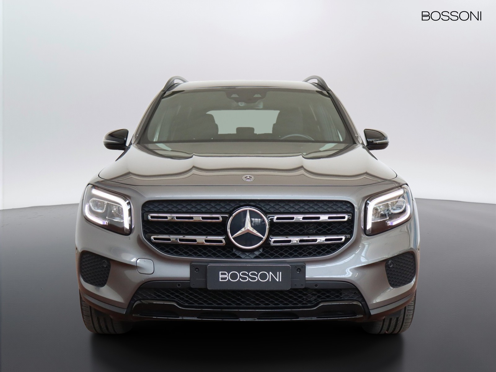2 - Mercedes GLB 200 sport plus 7g-dct