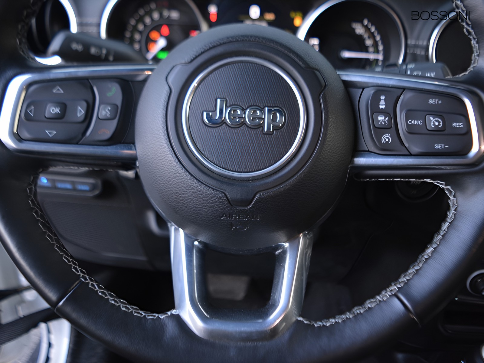 18 - Jeep Wrangler unlimited 2.0 atx phev sahara 4xe auto