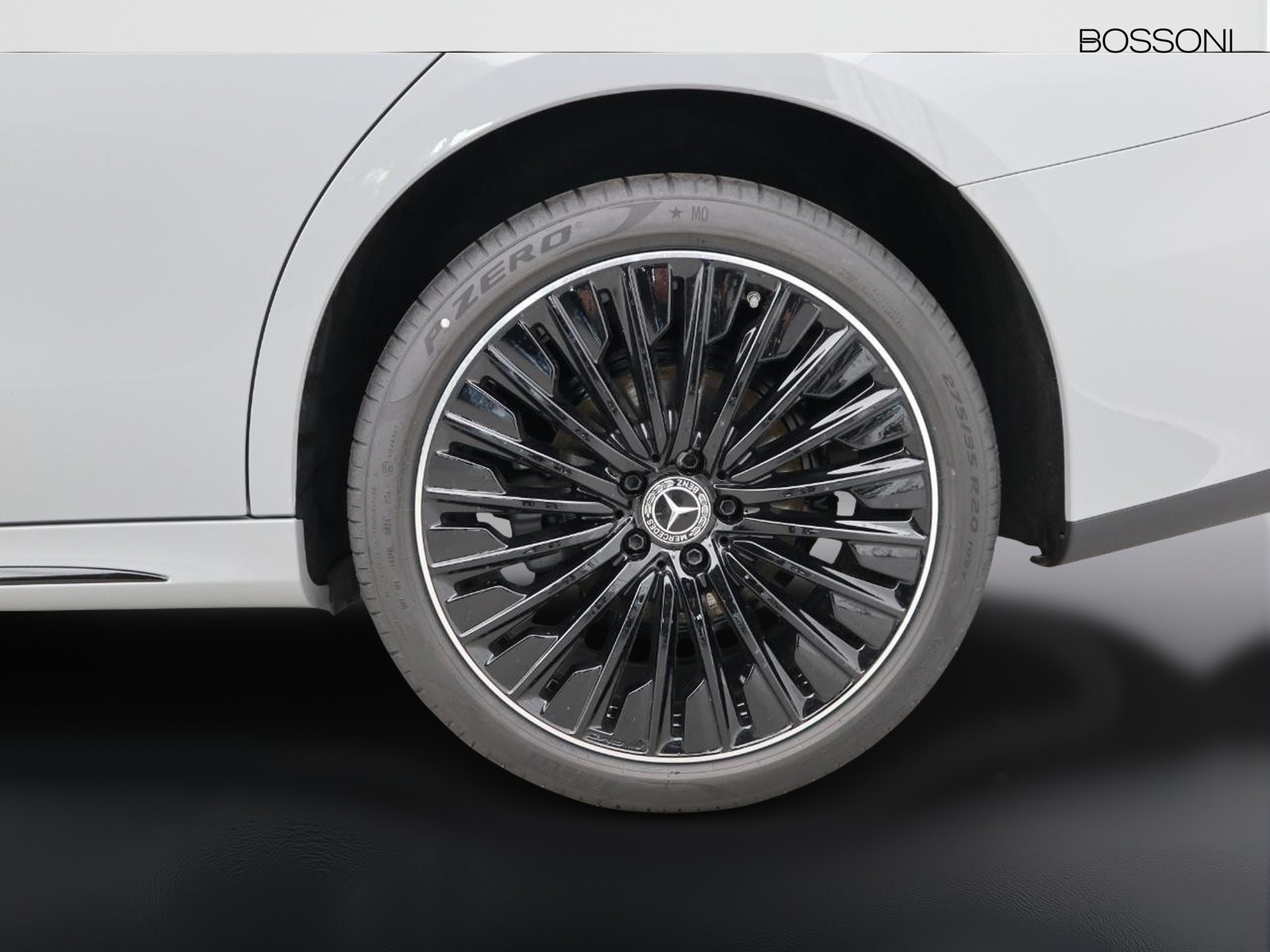 4 - Mercedes Classe E berlina 220 d amg line premium 4matic 9g-tronic