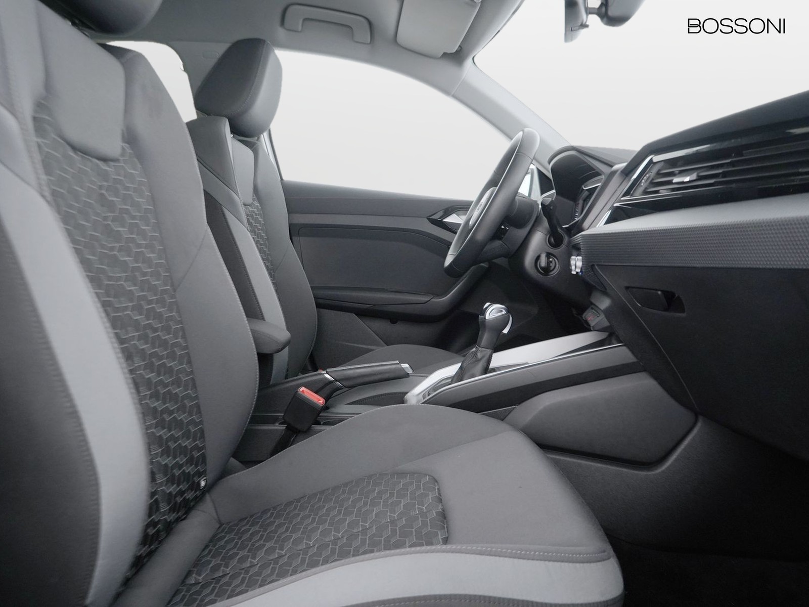 16 - Audi A1 sportback 35 1.5 tfsi s line edition s tronic