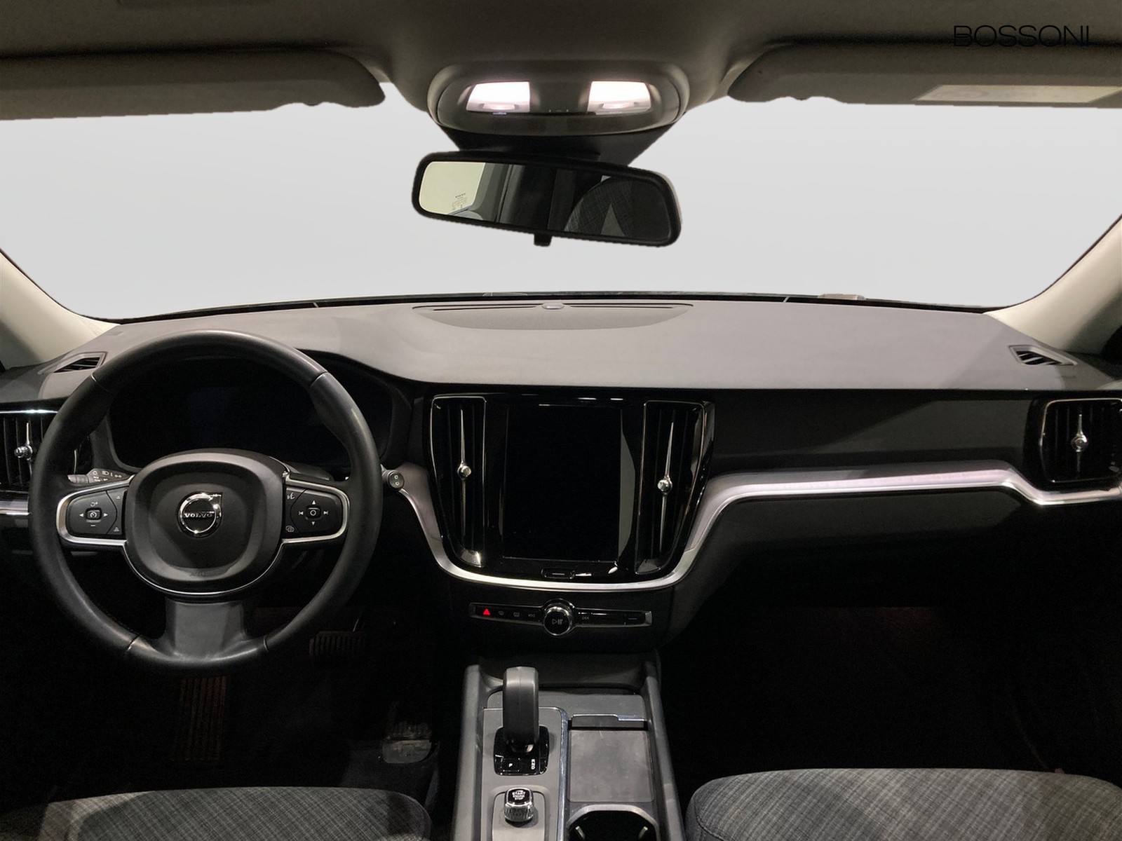 6 - Volvo V60 2.0 b4 essential automatico