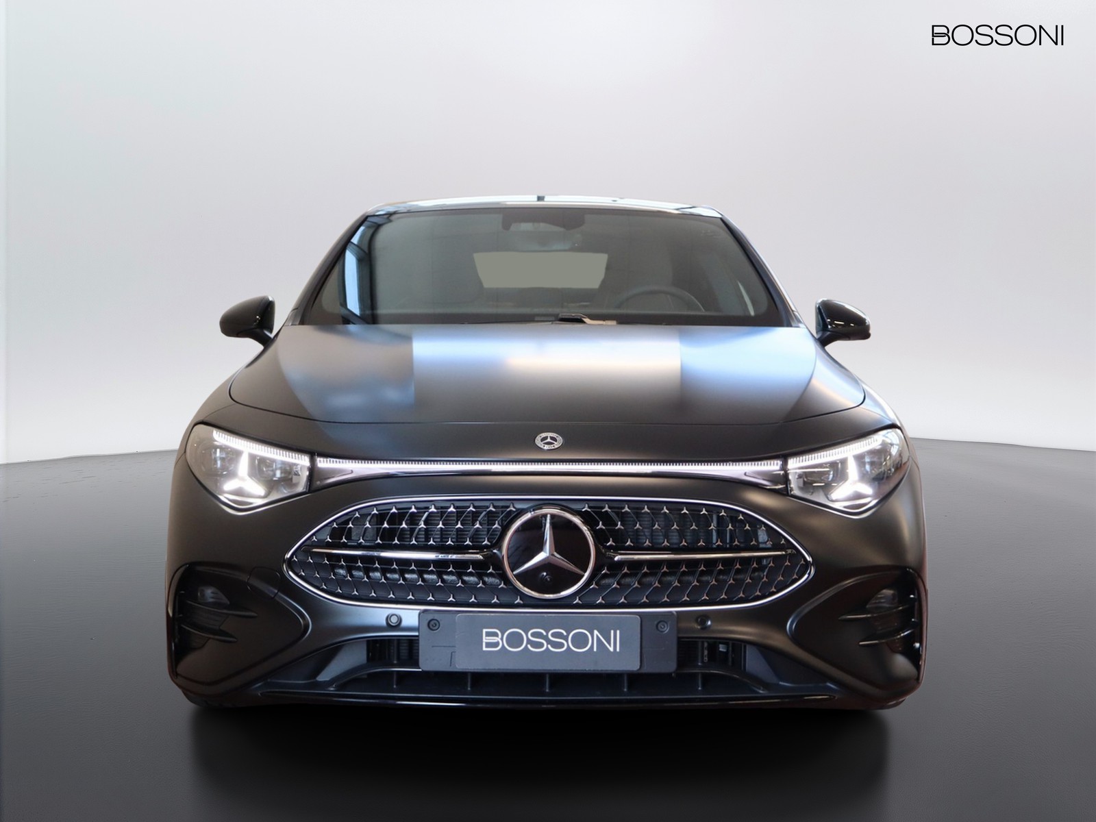 2 - Mercedes CLA 200 premium auto