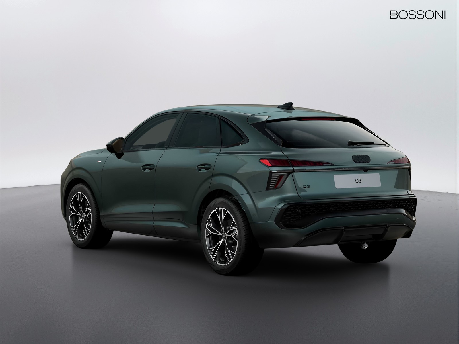 2 - Audi Q3 sportback 2.0 tdi 150cv business s tronic