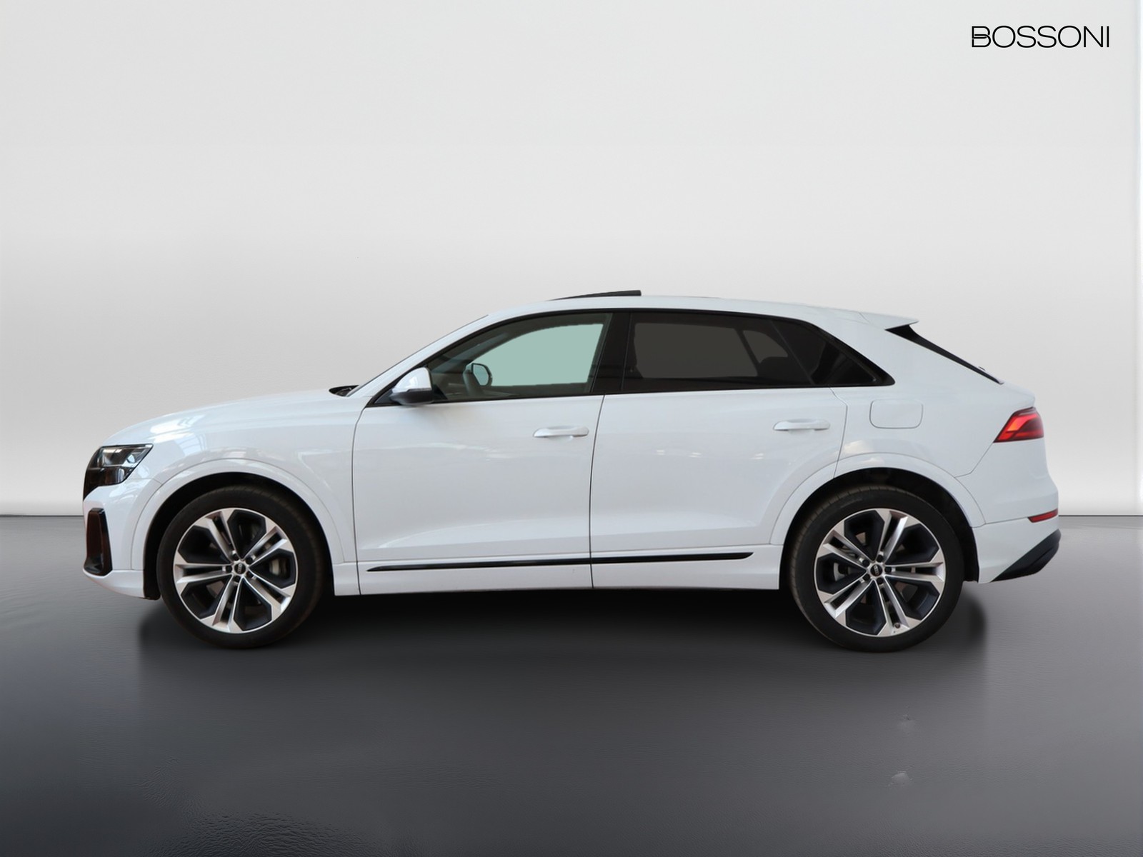 3 - Audi Q8 3.0 v6 tfsi e 394cv s line edition quattro tiptronic