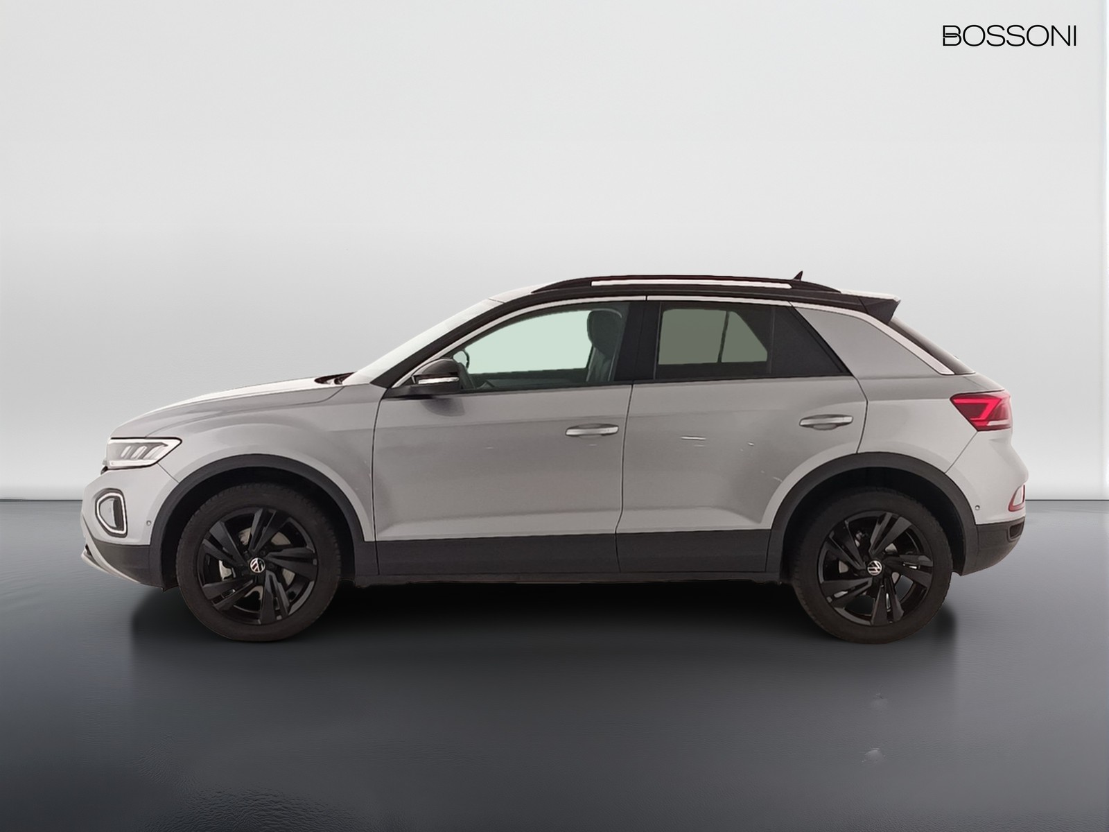 15 - Volkswagen T-Roc 2.0 tdi scr 150cv edition plus dsg