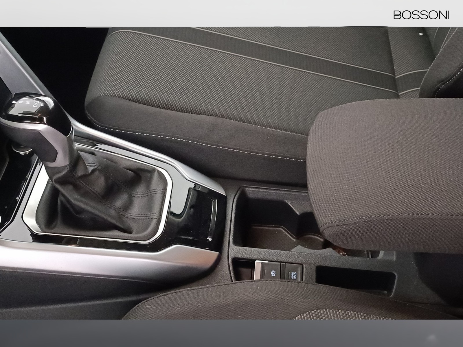 21 - Volkswagen T-Roc 2.0 tdi scr 150cv edition plus dsg