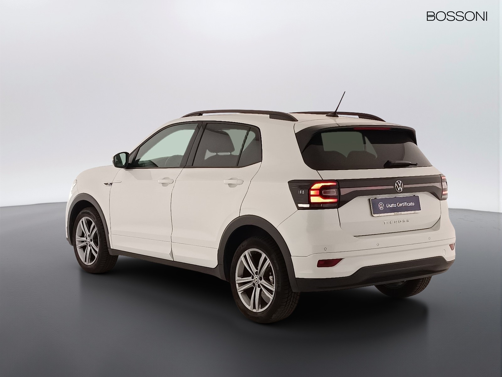 2 - Volkswagen T-Cross 1.0 tsi 110cv sport dsg