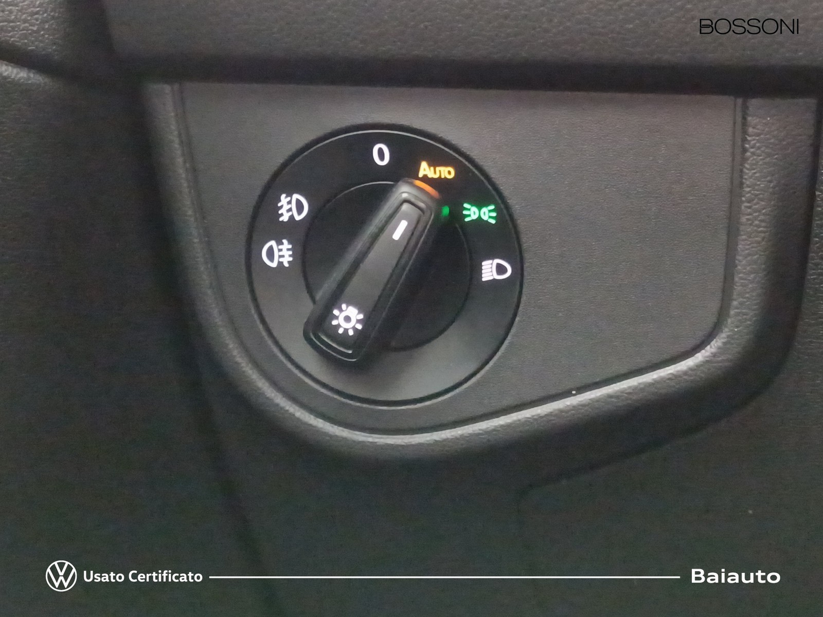 16 - Volkswagen Polo 1.0 tsi 110cv style dsg