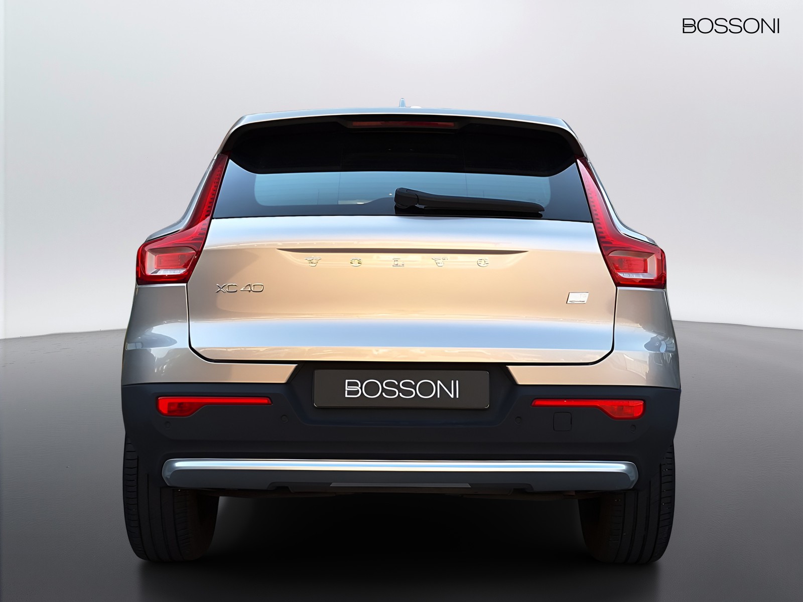 5 - Volvo XC40 1.5 t5 recharge plug-in-hybrid core automatico