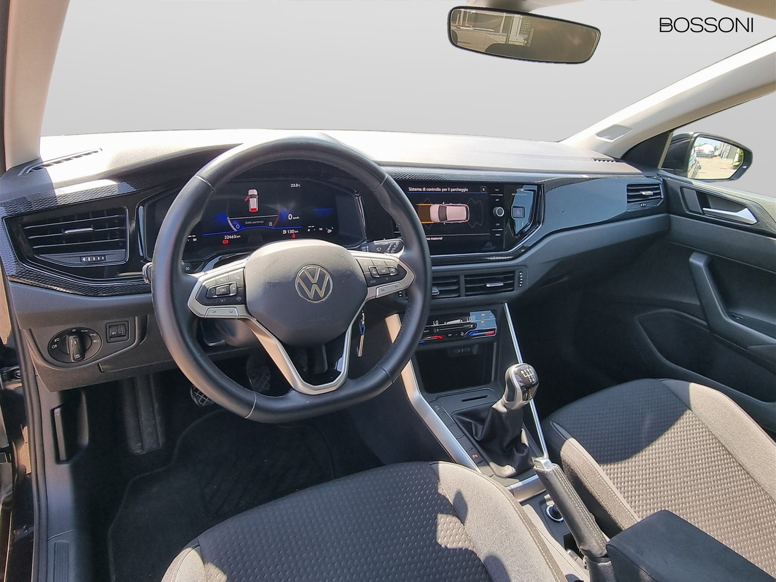 8 - Volkswagen Polo 1.0 80cv life