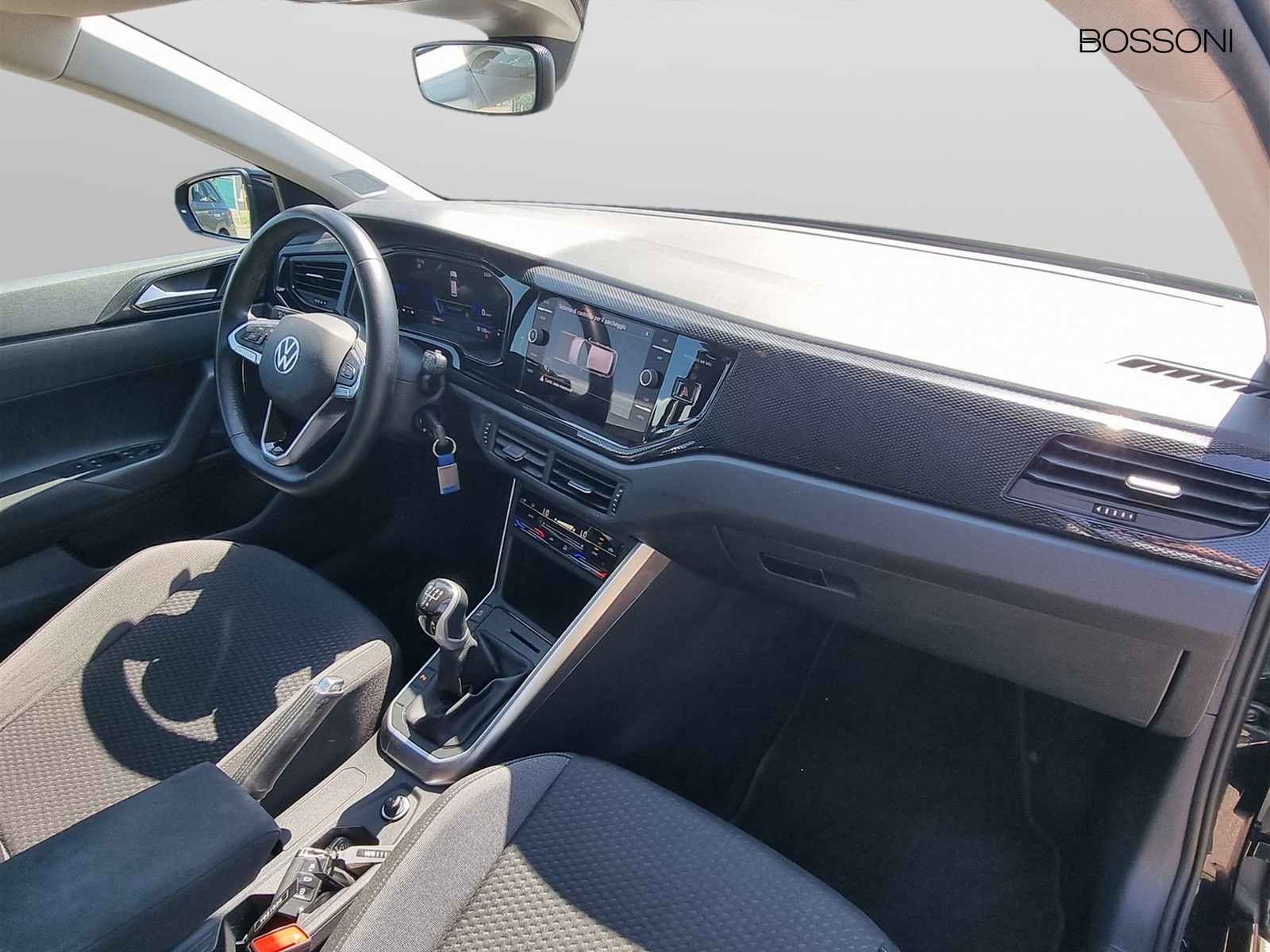 10 - Volkswagen Polo 1.0 80cv life