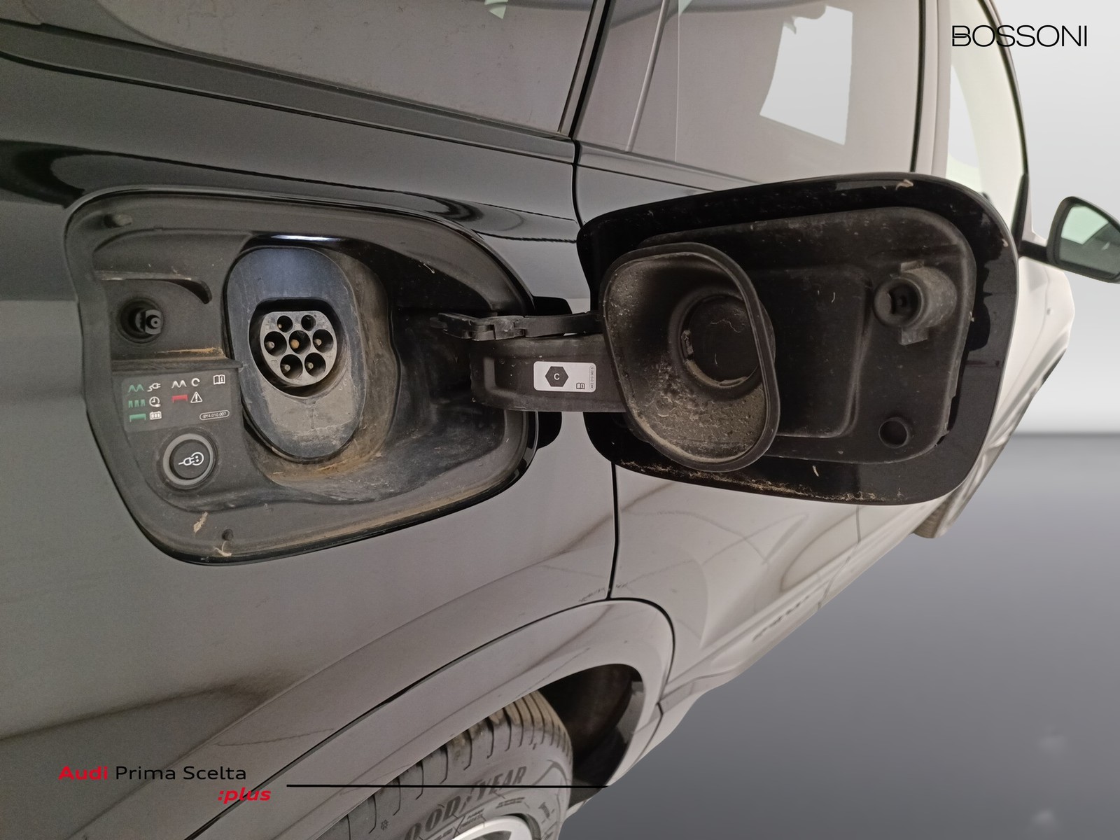 35 - Audi Q6 e-tron s line edition quattro