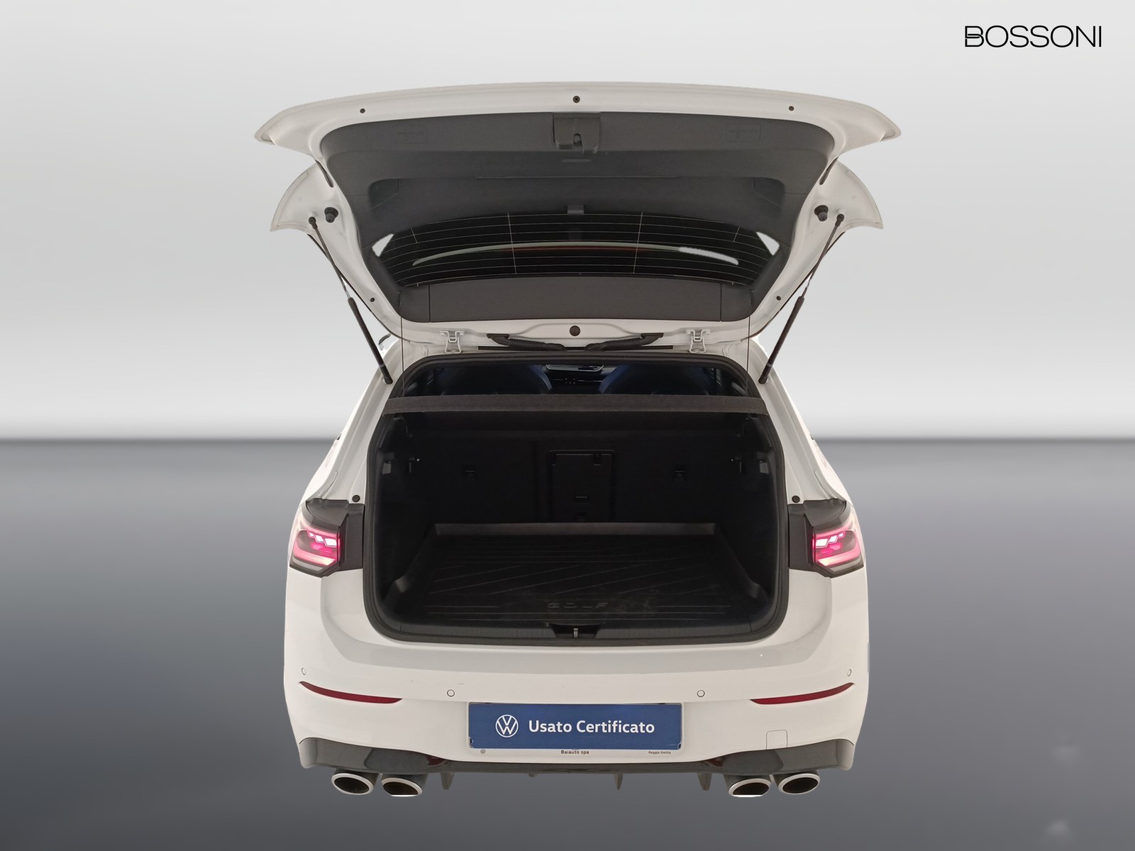 32 - Volkswagen Golf 2.0 tsi 333cv r 4motion dsg
