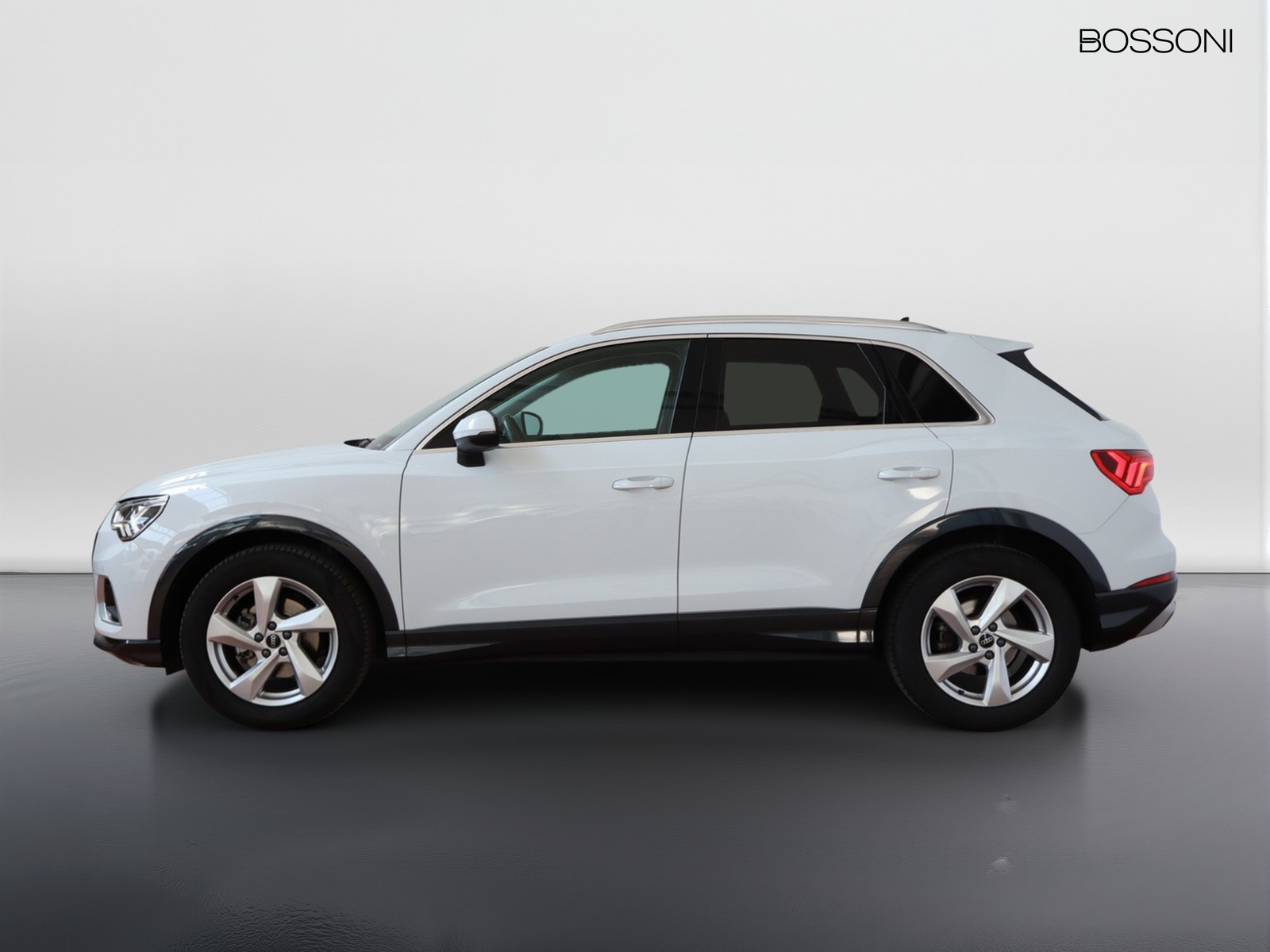 3 - Audi Q3 35 2.0 tdi business advanced s tronic