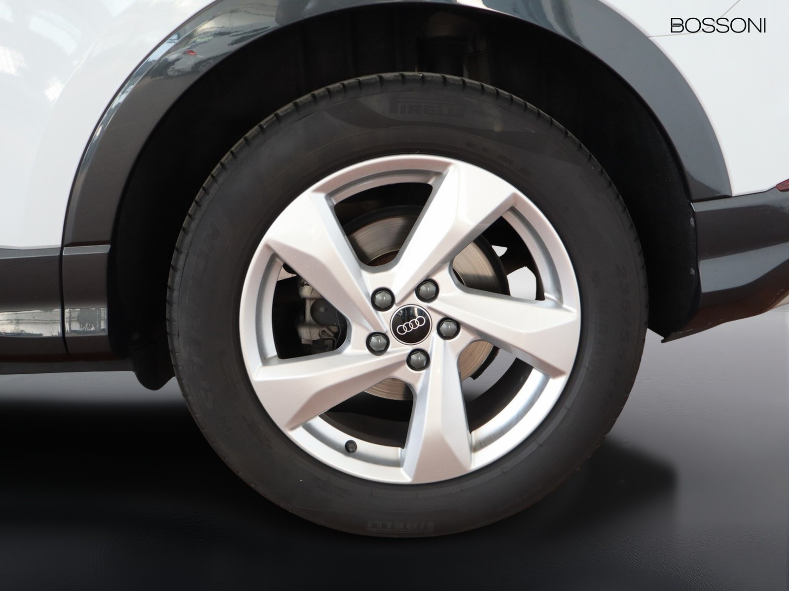 4 - Audi Q3 35 2.0 tdi business advanced s tronic