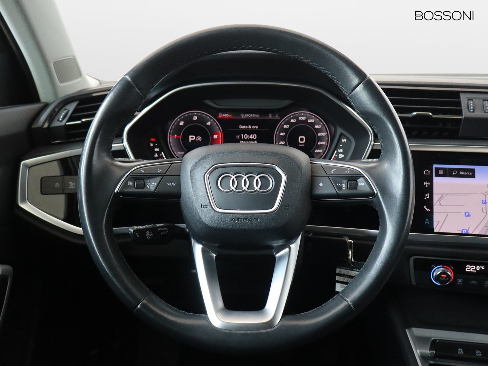 17 - Audi Q3 35 2.0 tdi business advanced s tronic
