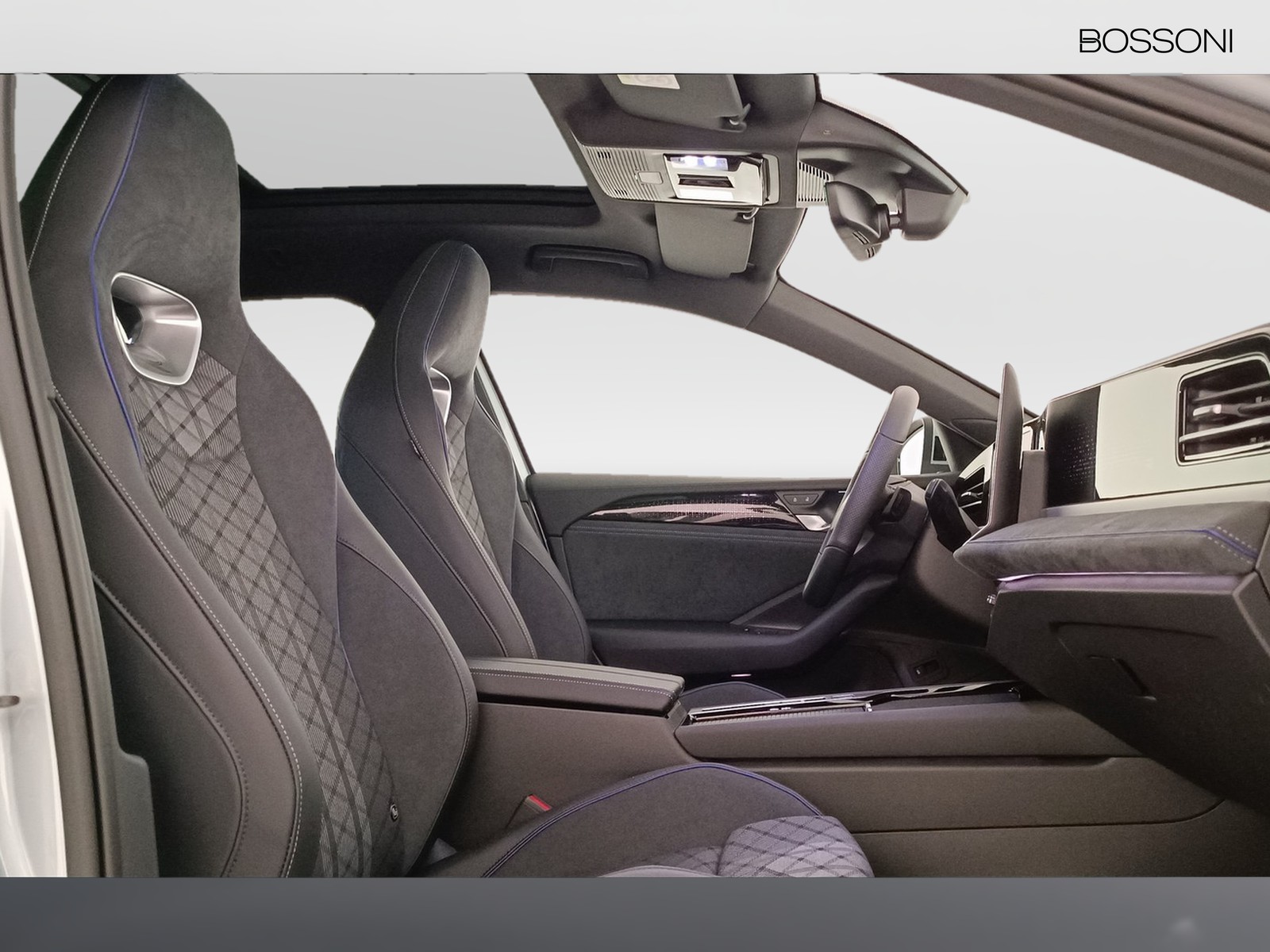 8 - Volkswagen Passat 2.0 tdi scr evo 150cv r-line plus dsg