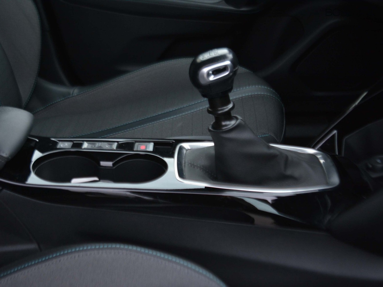 12 - Peugeot 2008 1.5 bluehdi 110cv allure pack s&s