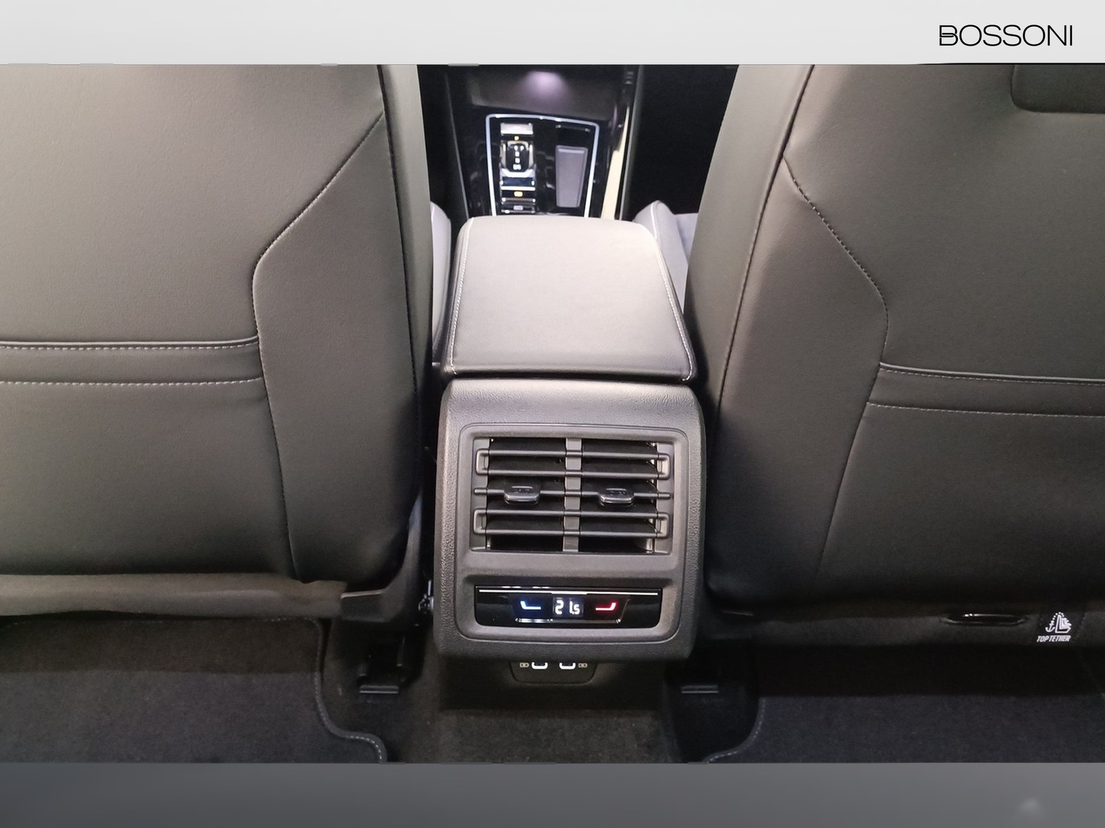 23 - Volkswagen Golf variant 2.0 tdi scr 150cv style dsg