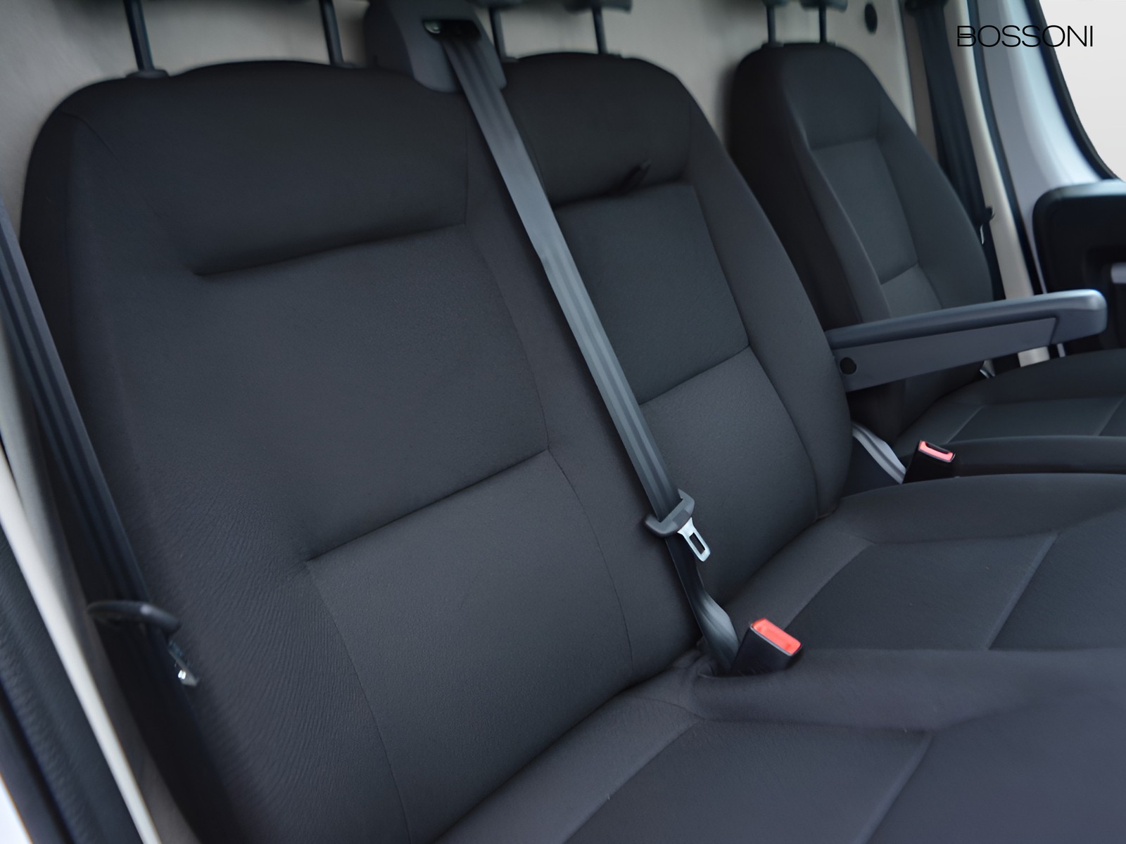 5 - Fiat Professional Ducato e 35 lh2 122cv 47kwh