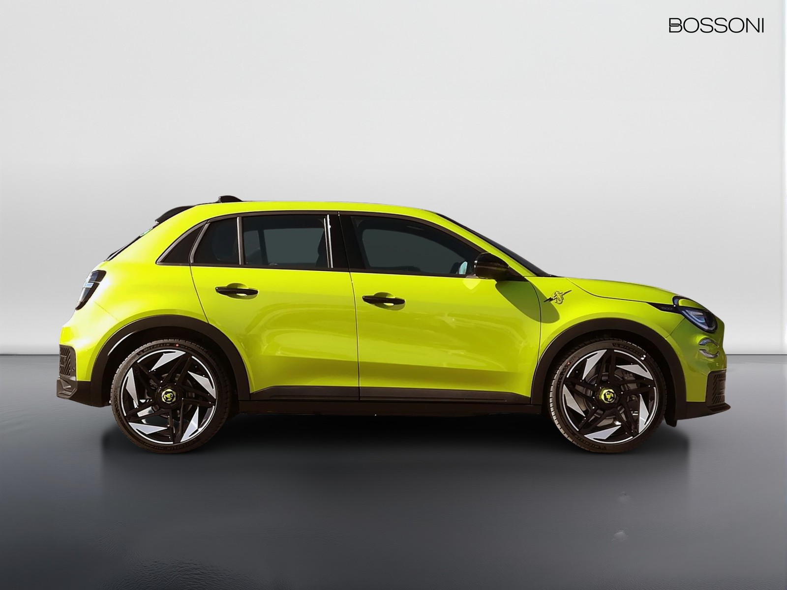 4 - Abarth 600e 54kwh turismo