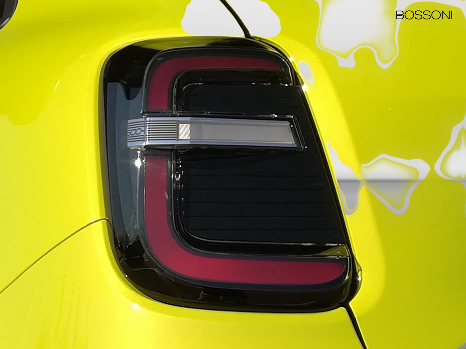 16 - Abarth 600e 54kwh turismo