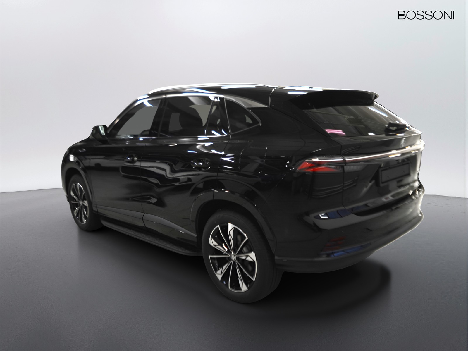 4 - Mg HS 1.5 phev luxury auto