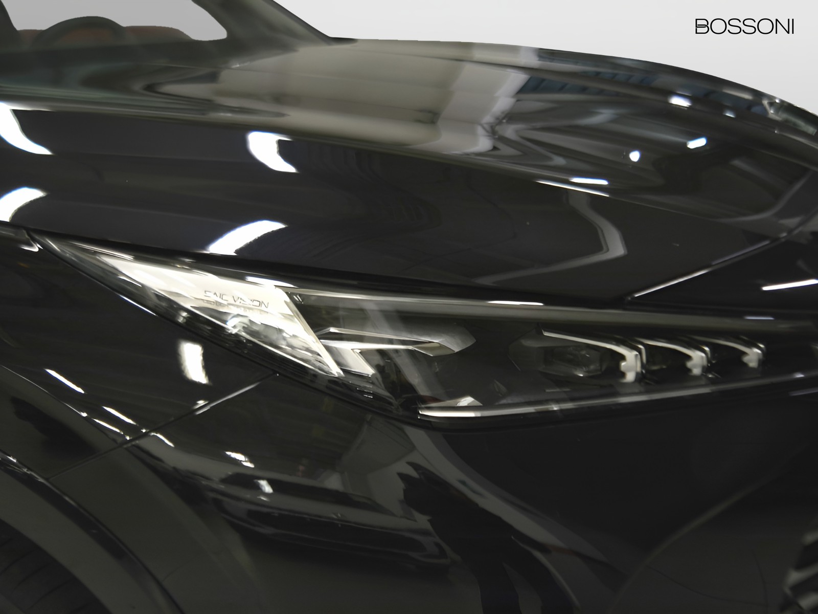 22 - Mg HS 1.5 phev luxury auto
