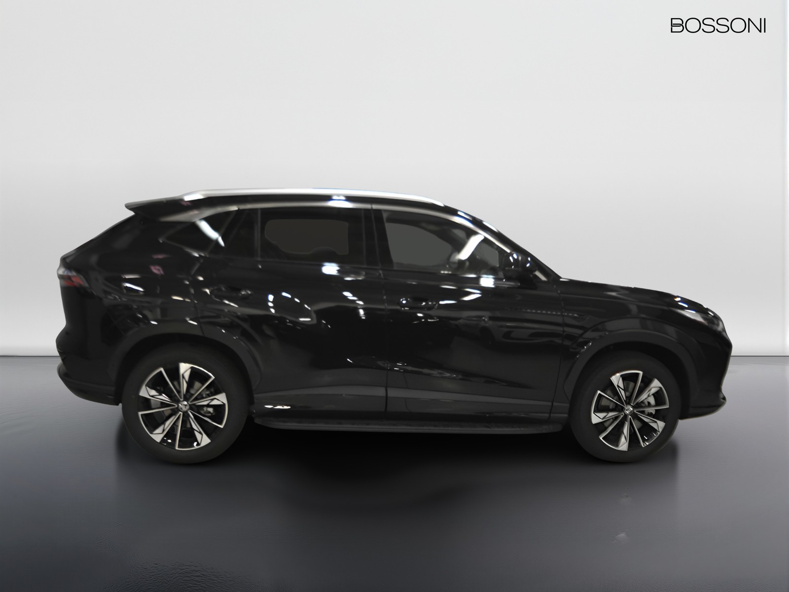 24 - Mg HS 1.5 phev luxury auto