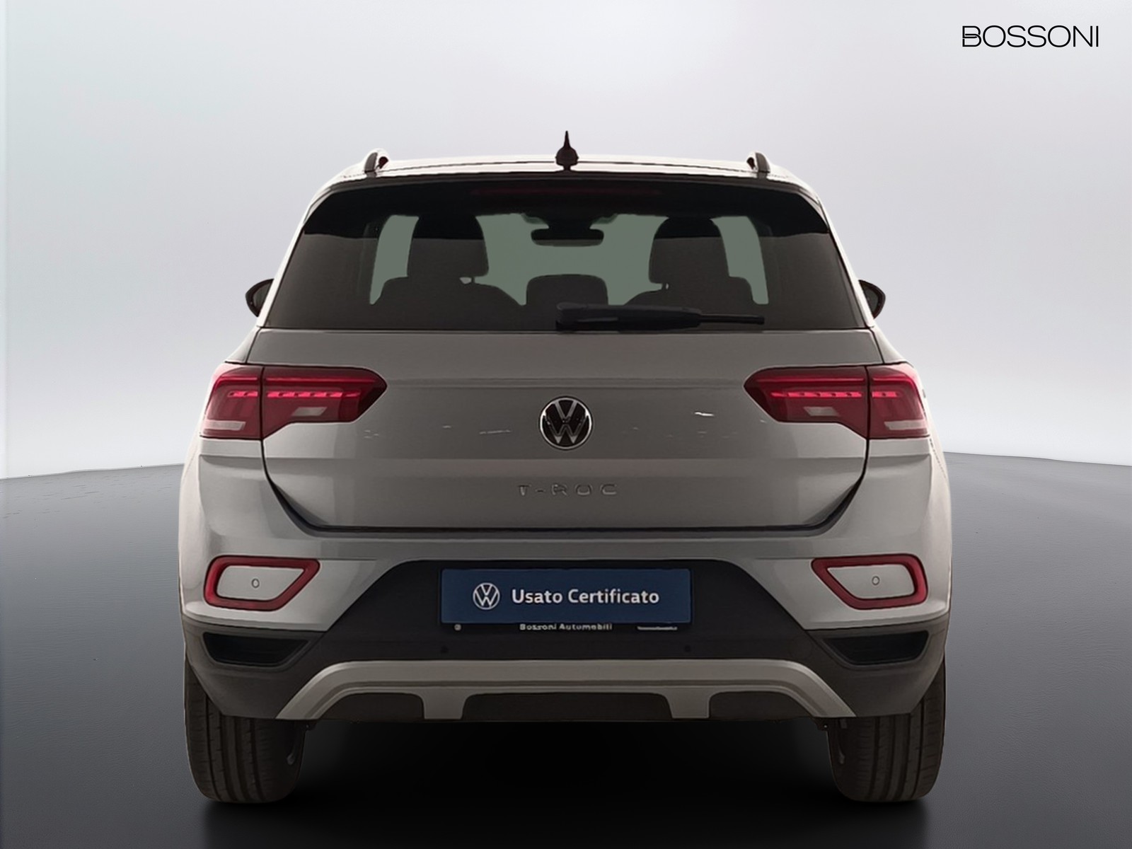 2 - Volkswagen T-Roc 1.5 tsi act sport dsg