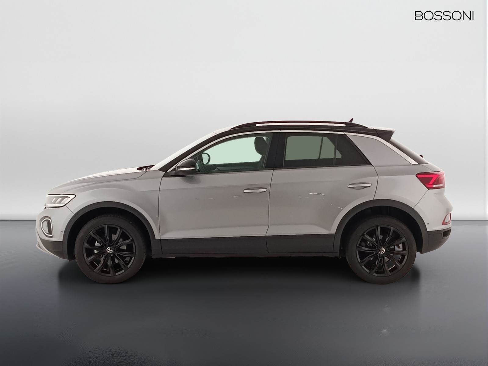3 - Volkswagen T-Roc 1.5 tsi act sport dsg