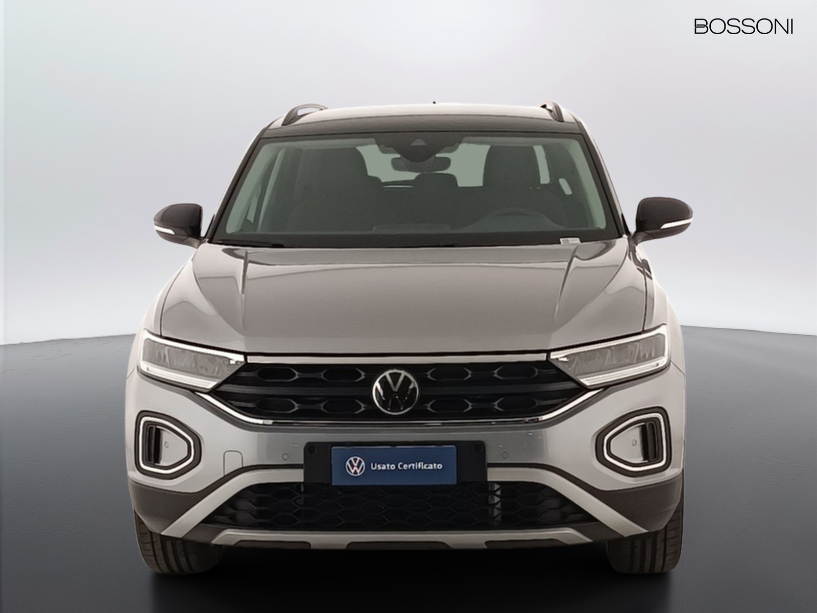 4 - Volkswagen T-Roc 1.5 tsi act sport dsg