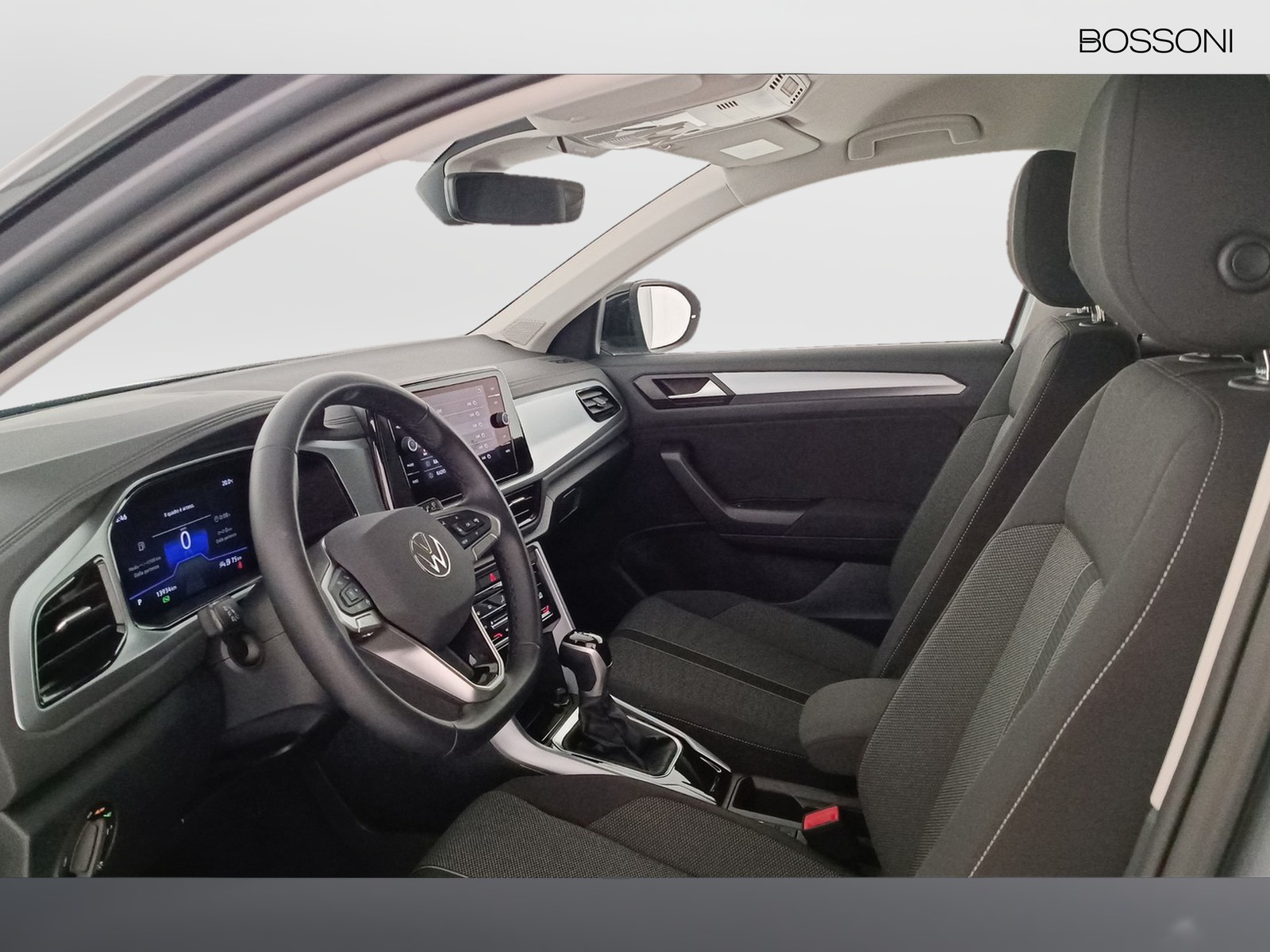 32 - Volkswagen T-Roc 1.5 tsi act sport dsg