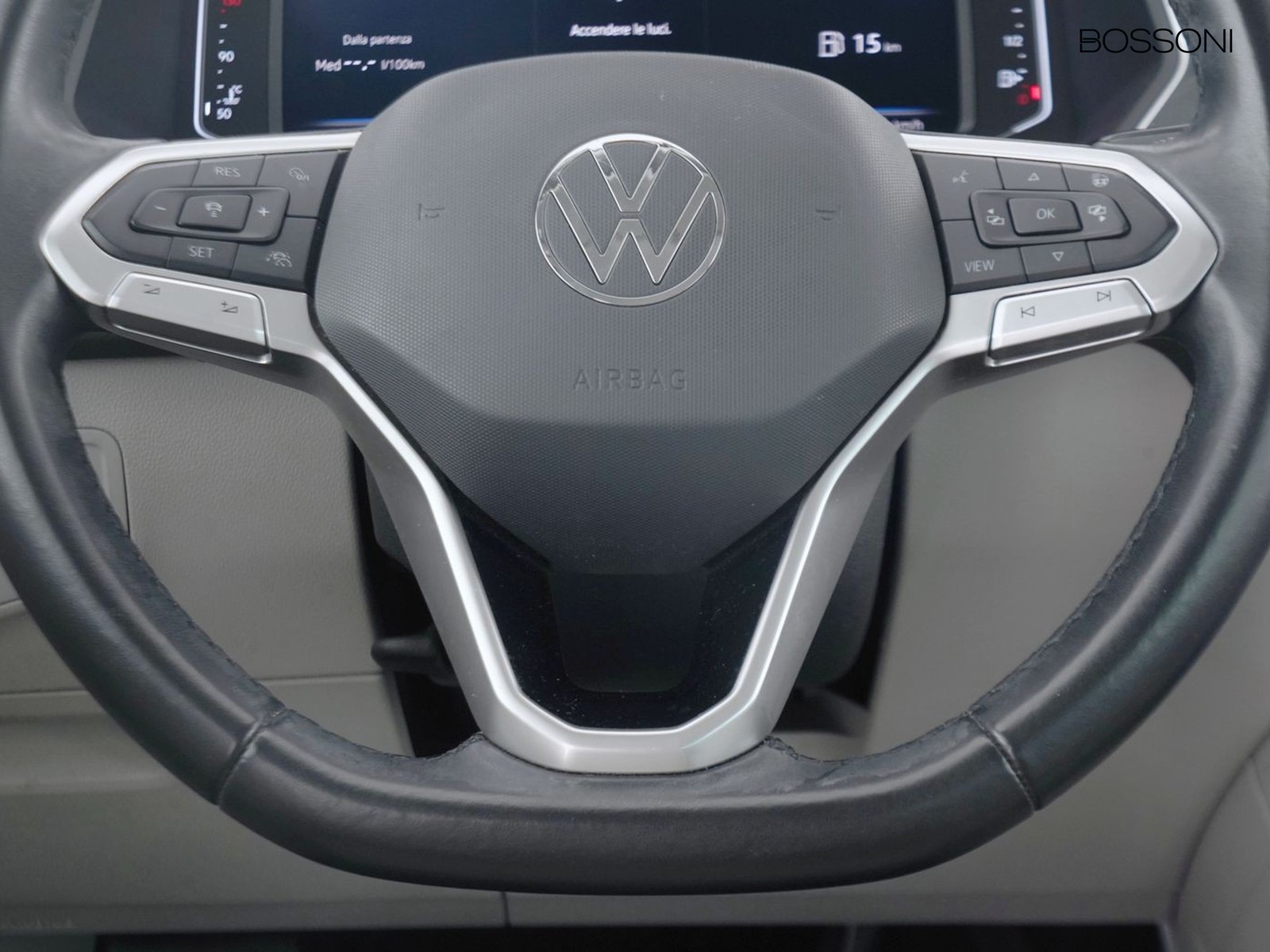 14 - Volkswagen Tiguan 1.5 tsi act 150cv elegance dsg