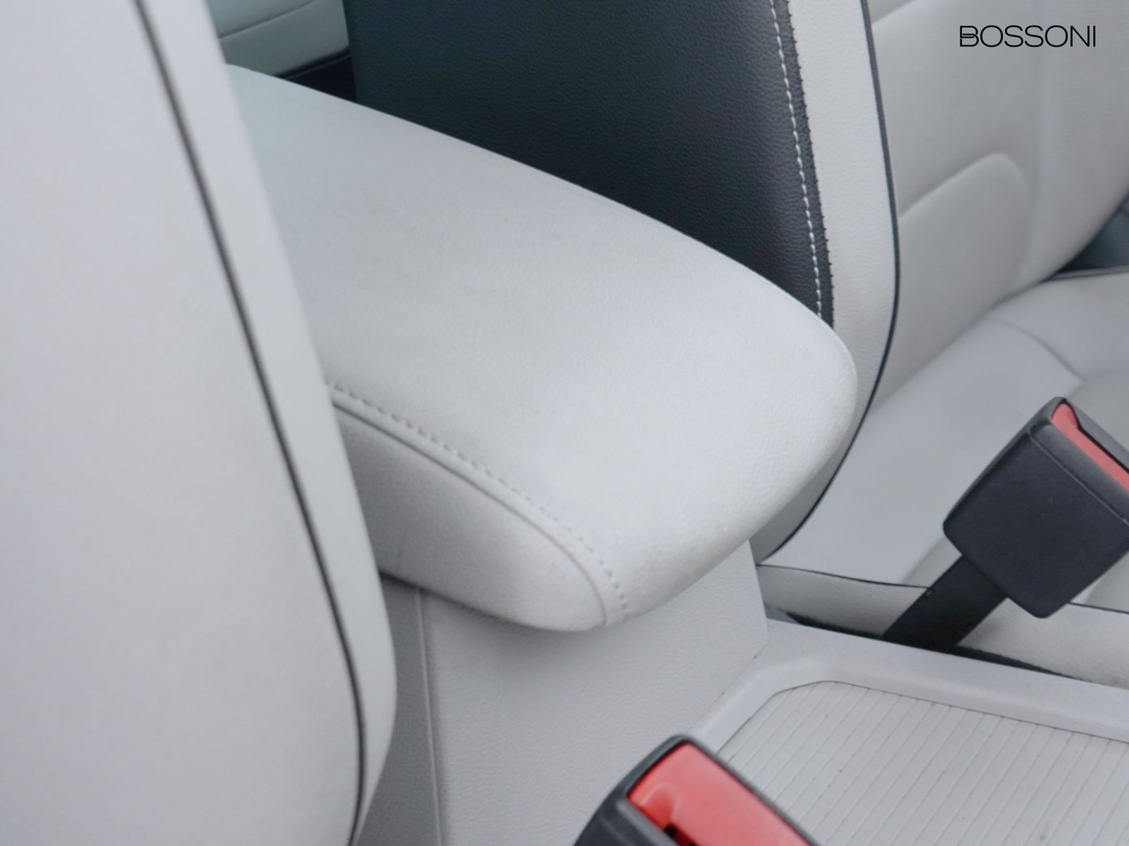 17 - Volkswagen Tiguan 1.5 tsi act 150cv elegance dsg