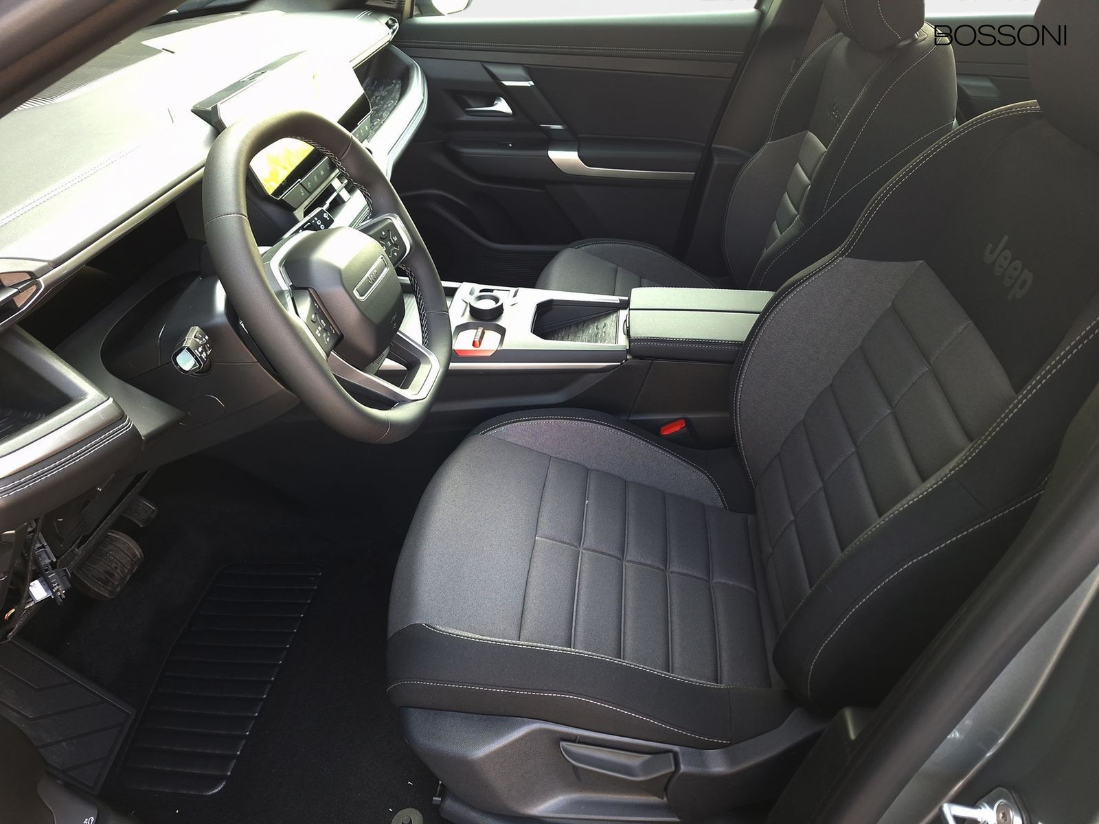 11 - Jeep Compass 1.2 turbo e-hybrid mhev 145cv altitude fwd edct6