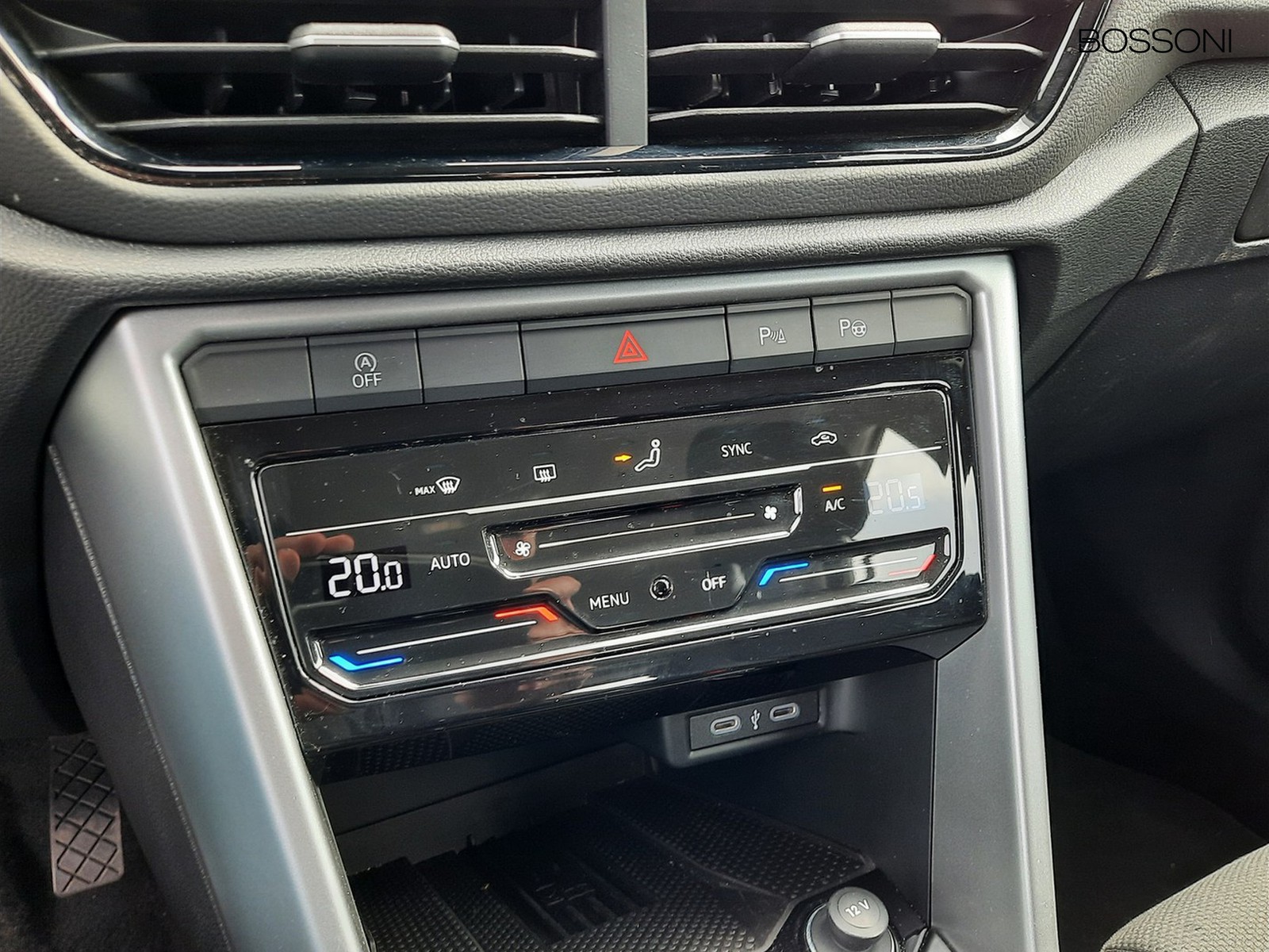 10 - Volkswagen T-Roc 2.0 tdi scr 115cv life