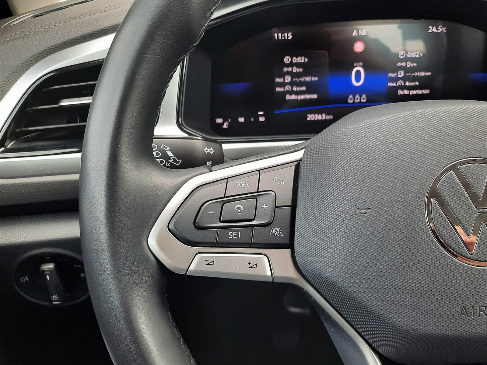 14 - Volkswagen T-Roc 2.0 tdi scr 115cv life